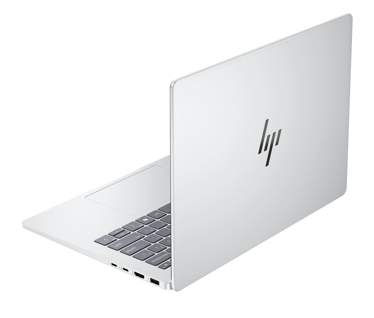Un portátil HP plateado está ligeramente abierto. El teclado es visible, y la parte trasera del portátil muestra el logotipo de HP. Fondo blanco.