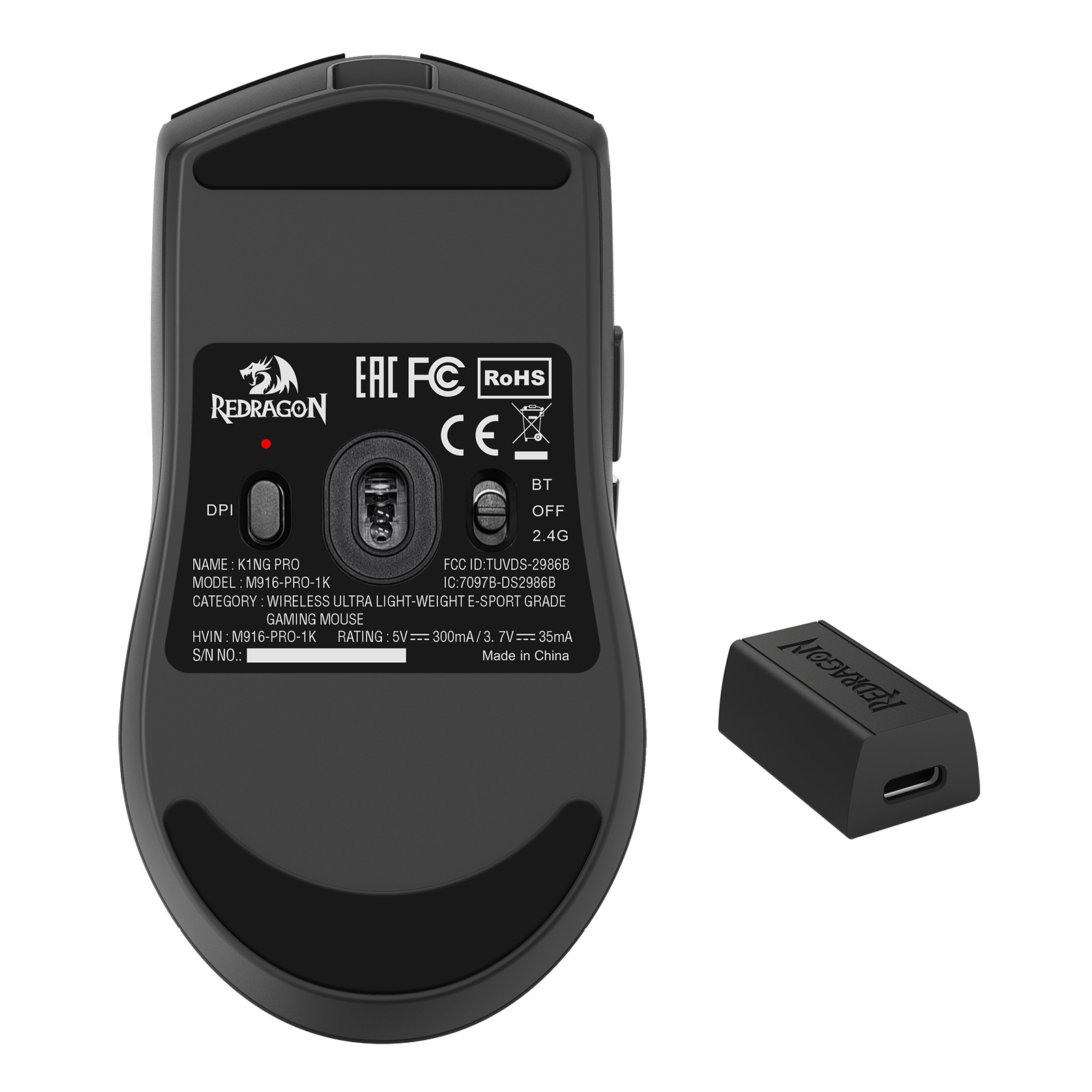 Czarna mysz do gier Redragon, widok od spodu. Zawiera mysz i mały odbiornik. Posiada przyciski, logo i specyfikacje.