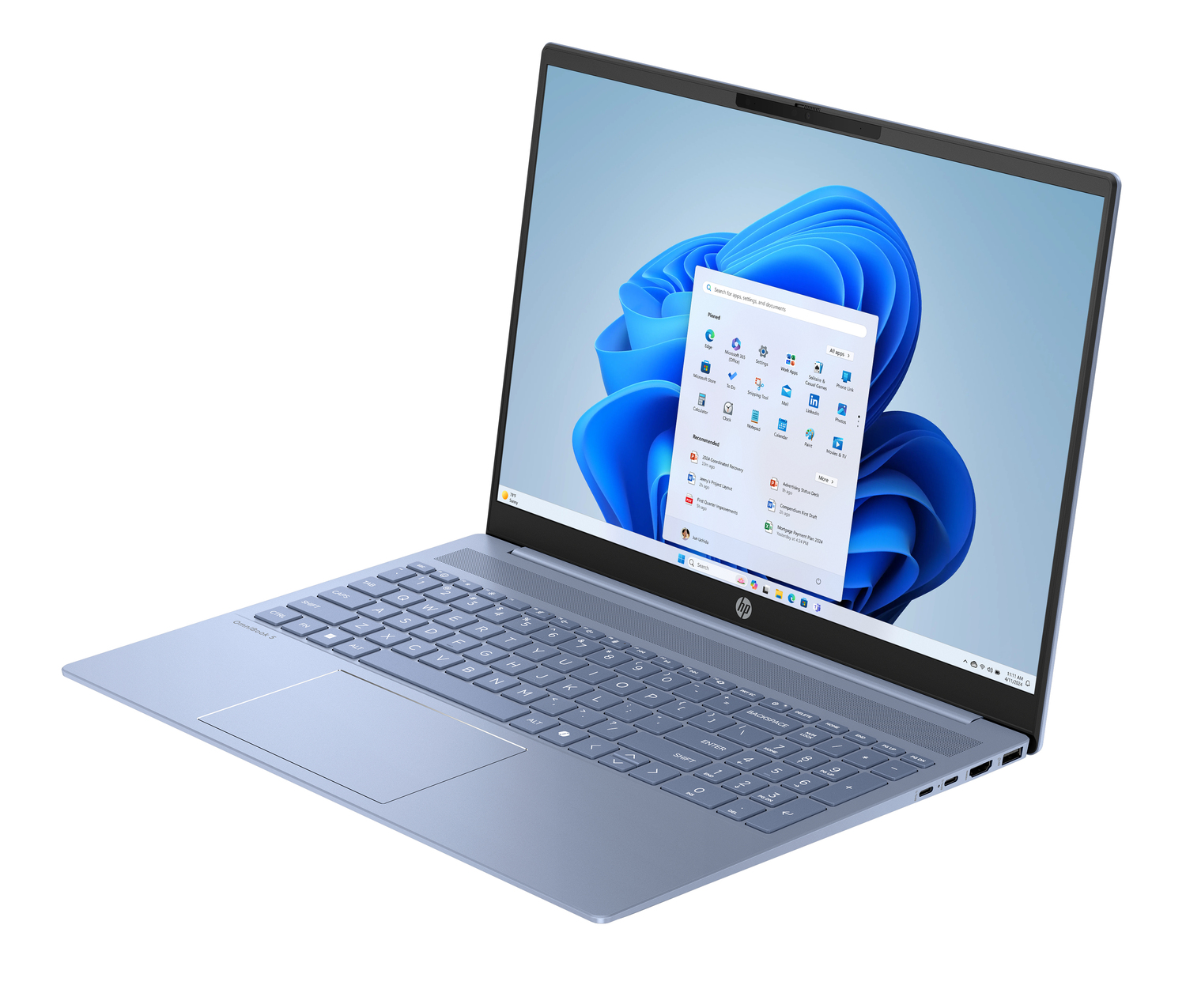 Una laptop azul HP OmniBook 5 abierta, mostrando la interfaz de Windows 11. La pantalla muestra iconos de aplicaciones y un fondo azul abstracto.