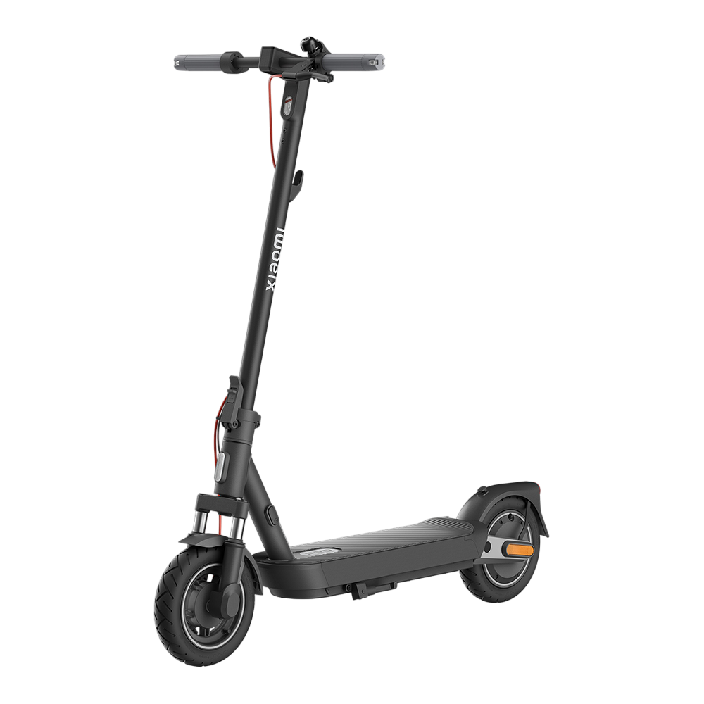Schwarzer Xiaomi Elektroroller. Er hat einen schwarzen Rahmen, ein rotes Kabel und graue Lenker. Die Räder sind schwarz.
