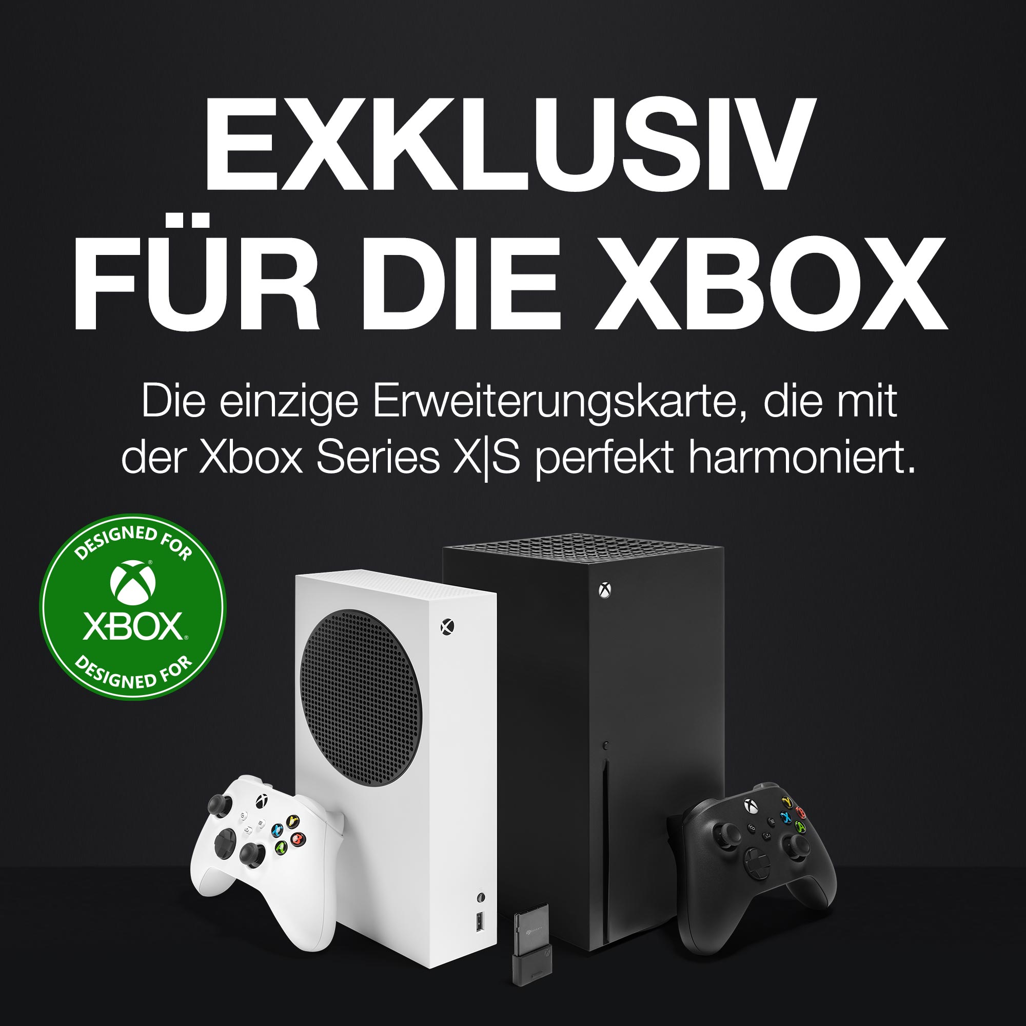Das Bild zeigt eine Xbox-Werbung. Eine weiße und schwarze Xbox Series X|S-Konsole, Controller und der Text 'EXKLUSIV FÜR DIE XBOX' sind sichtbar.