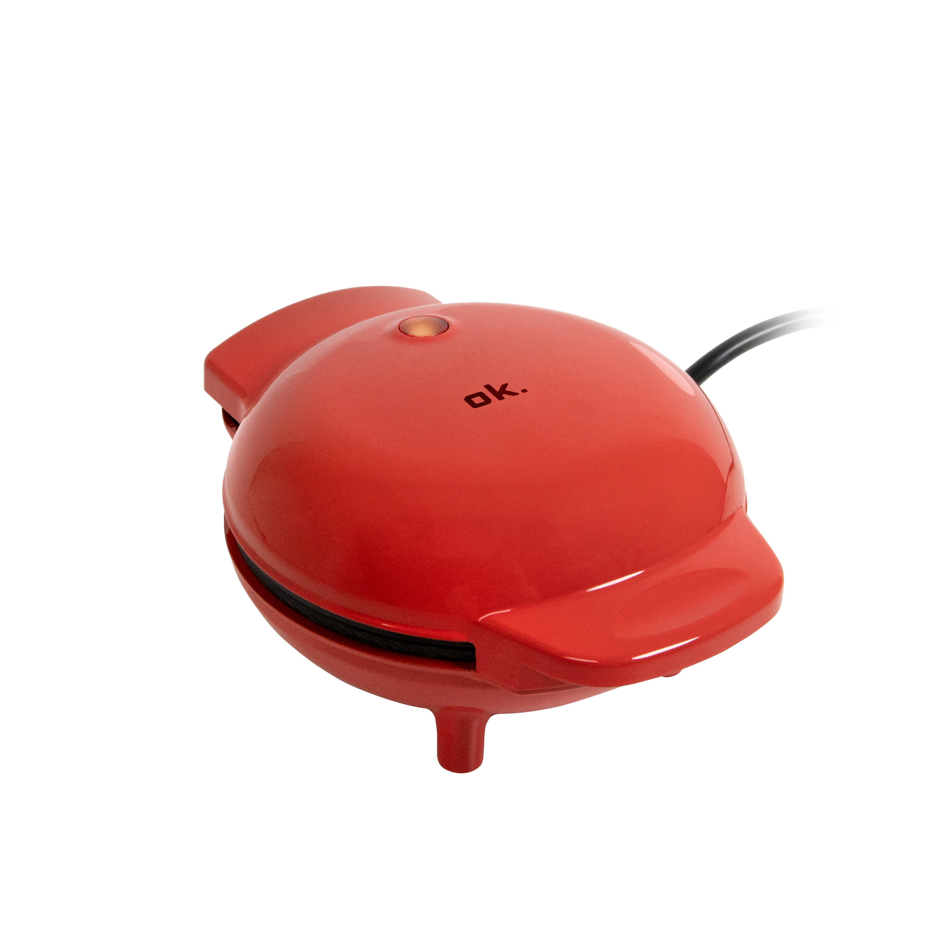 Ein roter Waffeleisen auf schwarzem Hintergrund. Es hat das Wort 'ok.' und ein schwarzes Netzkabel.