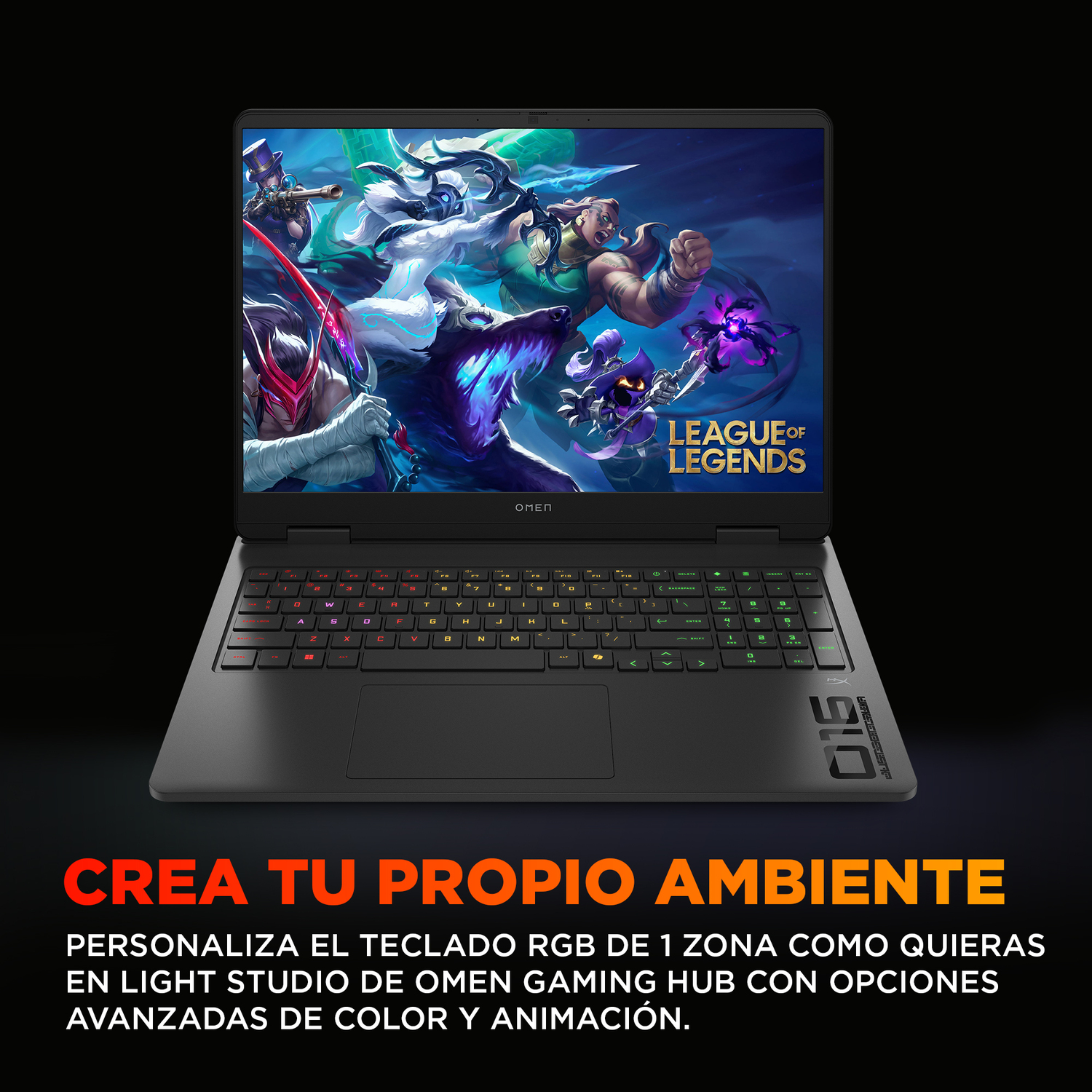 Un portátil negro muestra un juego de League of Legends. El teclado está iluminado, con el logo OMEN visible. Texto: 'CREA TU PROPIO AMBIENTE'.