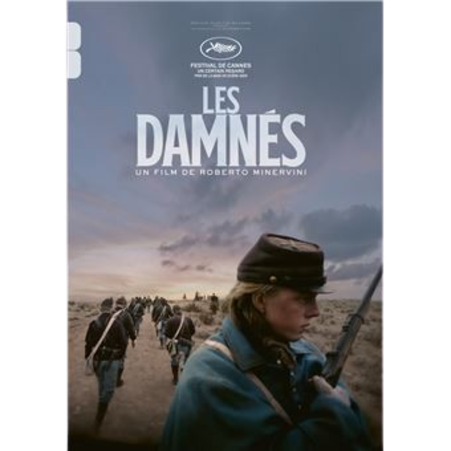 Affiche du film "Les Damnés". Montre un soldat tenant un fusil, des soldats en marche et un coucher de soleil en arrière-plan.