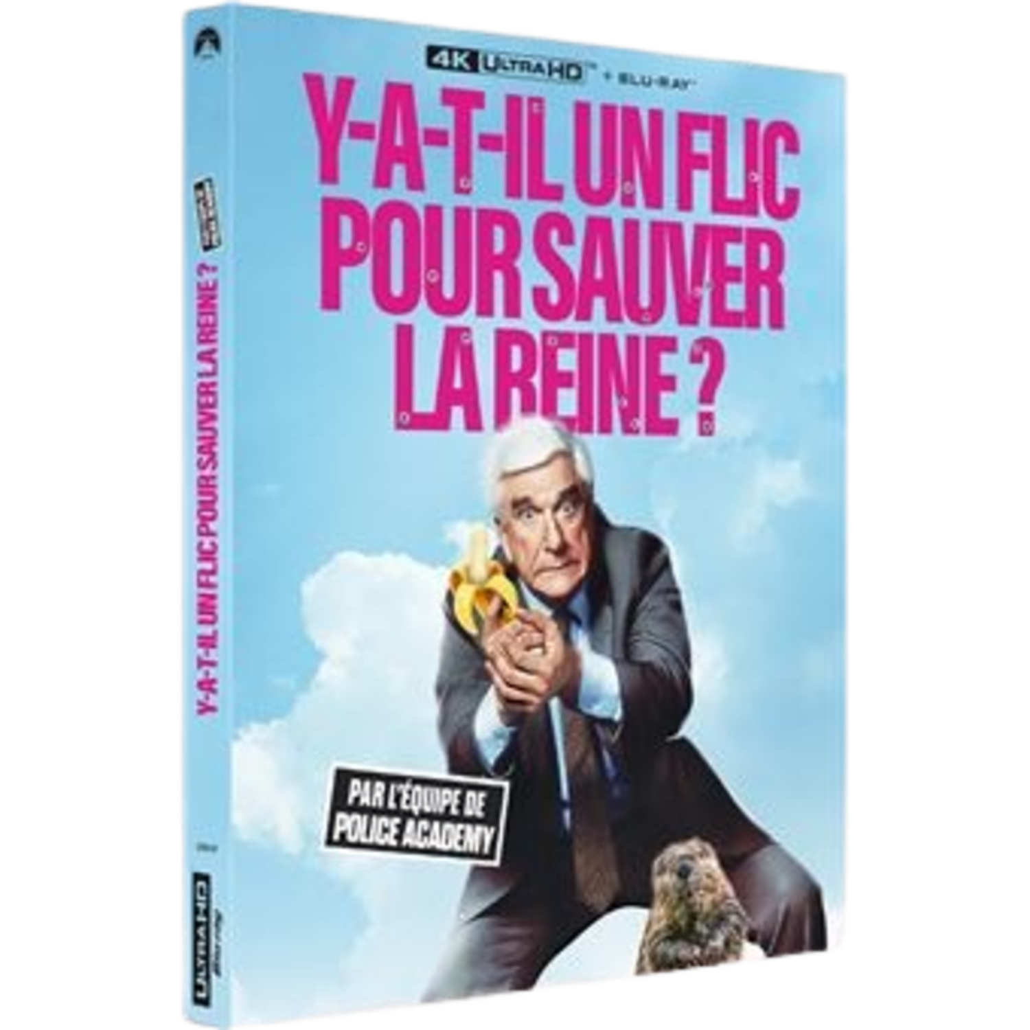 Couverture du film : Un homme tient une arme banane. Titre : Y-A-T-IL UN FLIC POUR SAUVER LA REINE ? Un marmotte est présente. Fond de ciel.