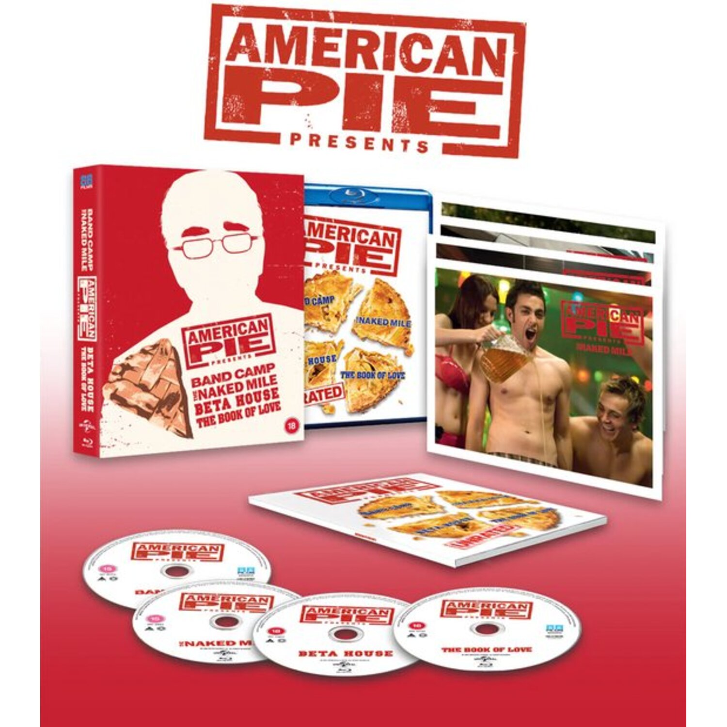 American Pie dvd-set met meerdere films, inclusief schijven, dozen en een filmscène met mensen.