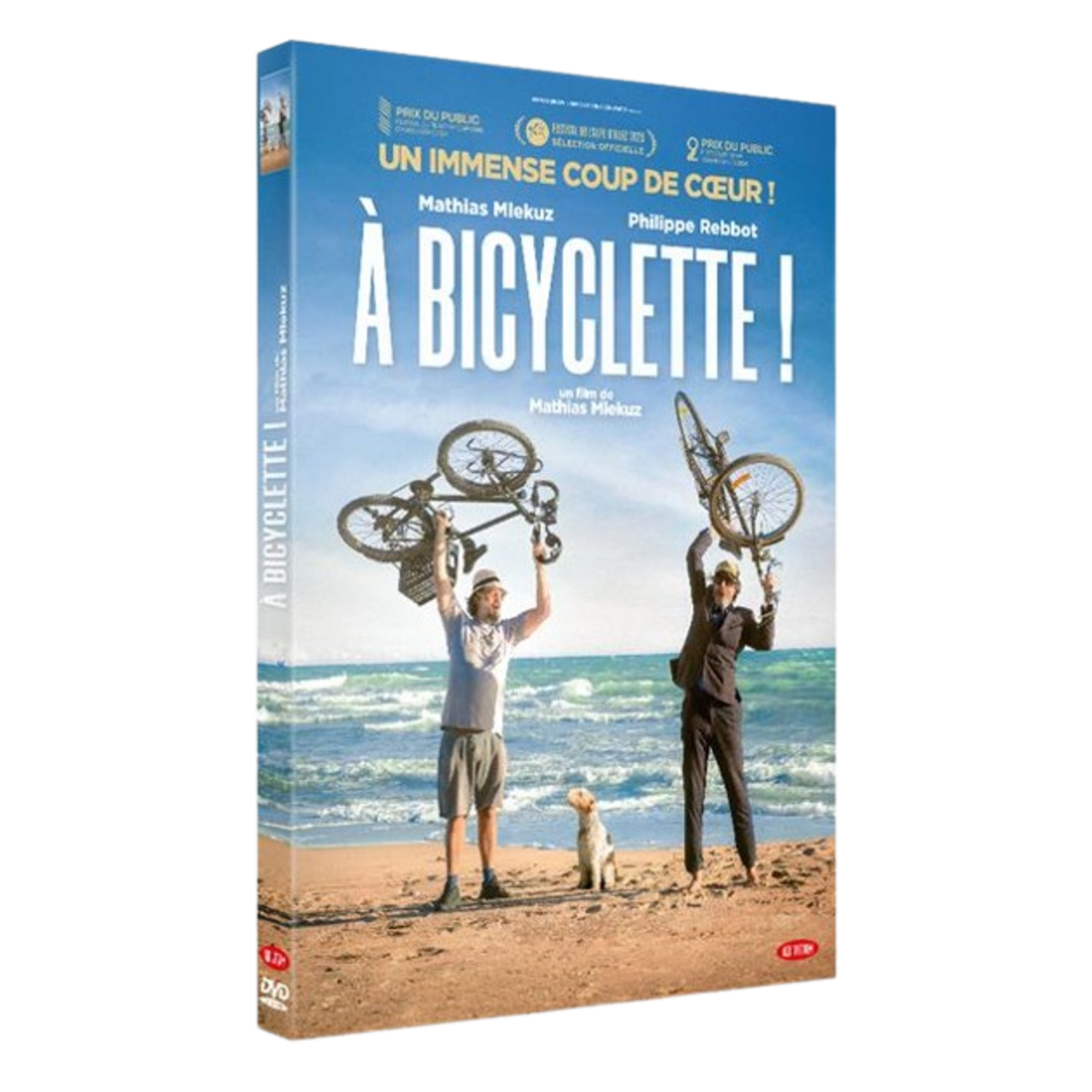 DVD-hoes met twee mannen die fietsen op een strand vasthouden. Een hond zit in de buurt. Tekst bevat titel 'A Bicyclette!' en namen.