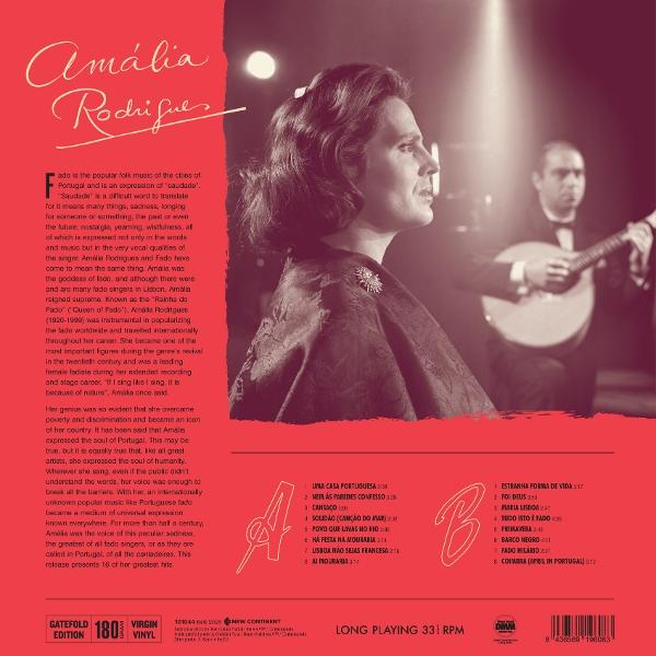 Albumcover mit Amália Rodrigues, Sängerin, im Profil, in einem dunklen Kleid, und einem Mann, der im Hintergrund Gitarre spielt.