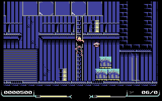 Retro-Videospielszene. Eine Figur klettert eine Leiter in einem blauen Gebäude hinauf. Kisten und Fässer sind sichtbar.