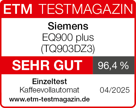 Ein rotes und weißes ETM Testmagazin-Label zeigt 'Siemens EQ900 plus', bewertet mit 'Sehr Gut' mit 96,4% und dem Datum 04/2025.