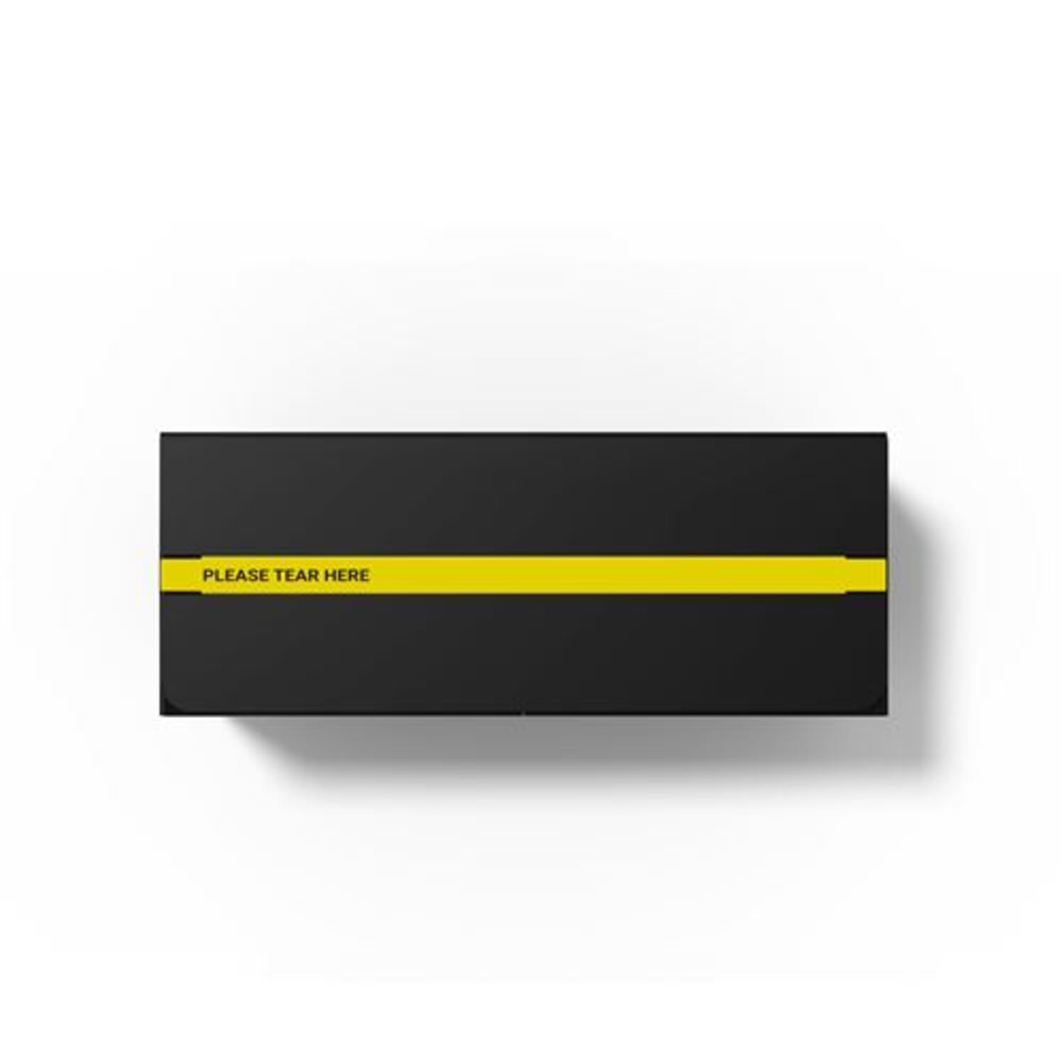 Eine schwarze Box mit gelbem Streifen und dem Text 'PLEASE TEAR HERE' auf weißem Hintergrund.