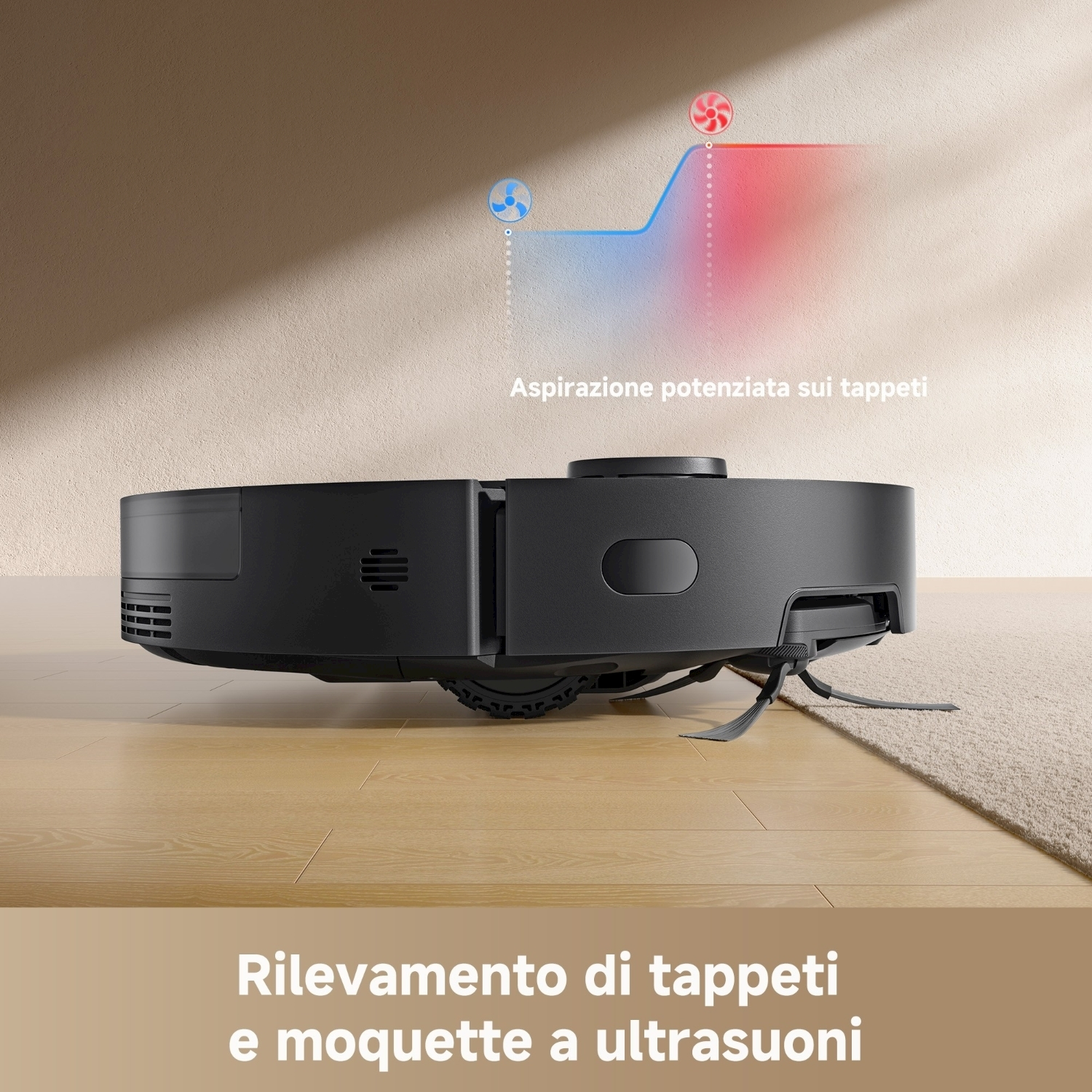 Un aspirapolvere robot nero su pavimento in legno e moquette. I diagrammi mostrano la potenza di aspirazione, il testo dice rilevamento tappeti.