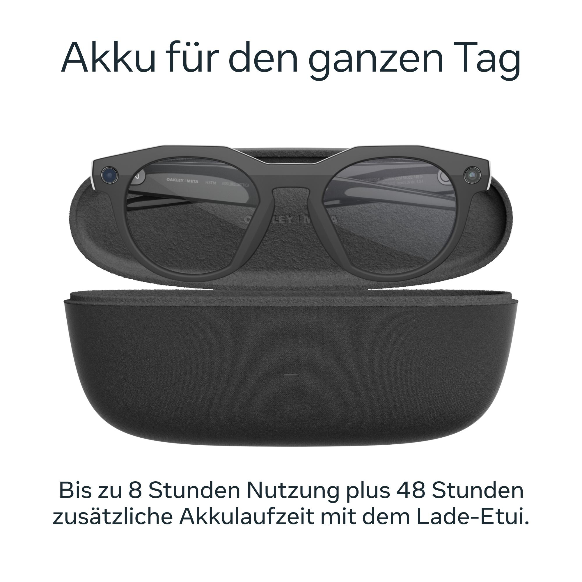 Schwarze Smart Glasses in einem Etui. Text: Akku für den ganzen Tag. Bis zu 8 Stunden Nutzung plus 48 Stunden mit Etui.