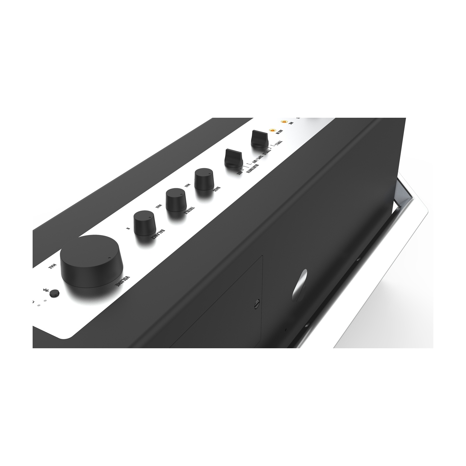 Dispositivo audio nero con manopole. I controlli includono volume, bilanciamento, alti e bassi. Accenti argento e bianchi. Isolato su sfondo bianco.