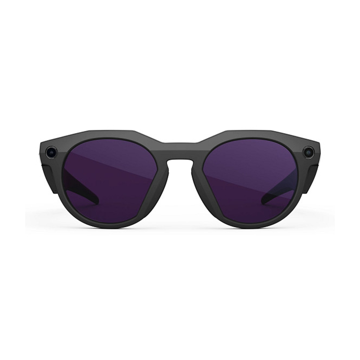 Occhiali da sole neri con lenti viola su sfondo bianco. Gli occhiali hanno una montatura spessa e due fotocamere sui lati.