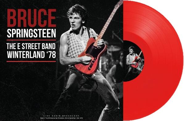 Album borítója, Bruce Springsteen gitározik. Jobbra egy piros bakelit lemez. A szöveg: 'Bruce Springsteen Winterland '78'.