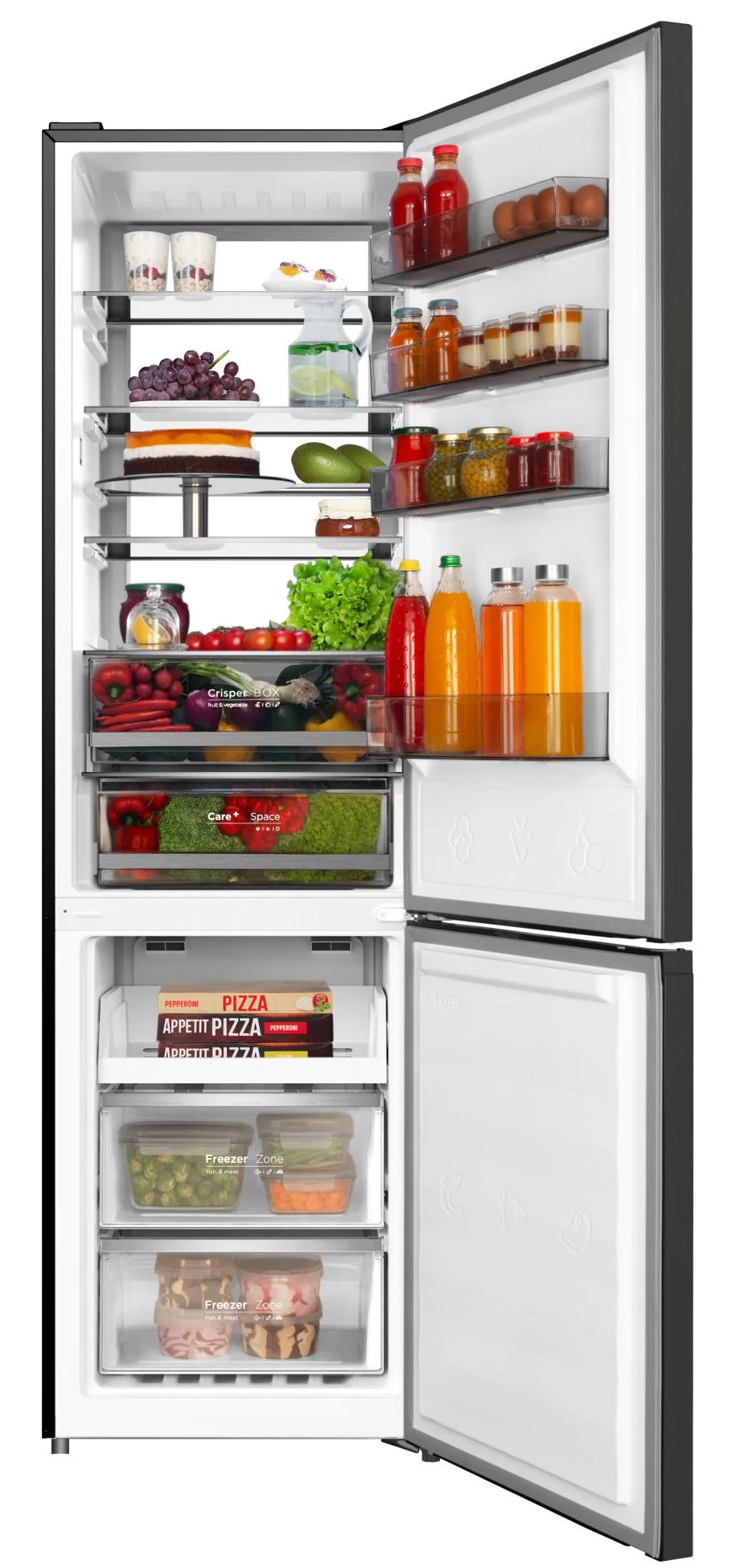 Otwarta lodówka wypełniona jedzeniem: owoce, warzywa, napoje i mrożone pizze, prezentująca zorganizowane przegródki do przechowywania.