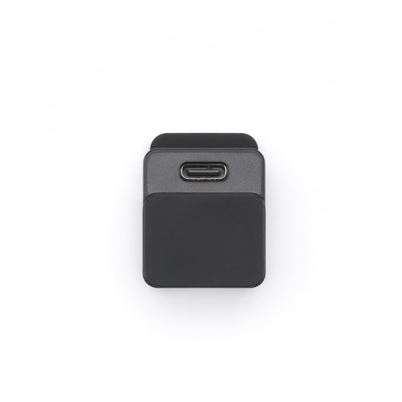 Ein schwarzes, rechteckiges Gerät mit einem USB-C-Anschluss oben, vor weißem Hintergrund.