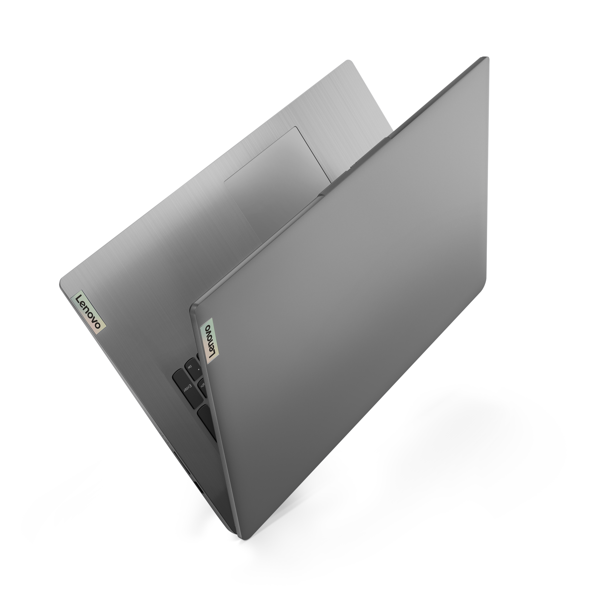 Ein grauer Laptop ist geöffnet und zeigt Tastatur und Bildschirm. Das Lenovo-Logo ist sichtbar.