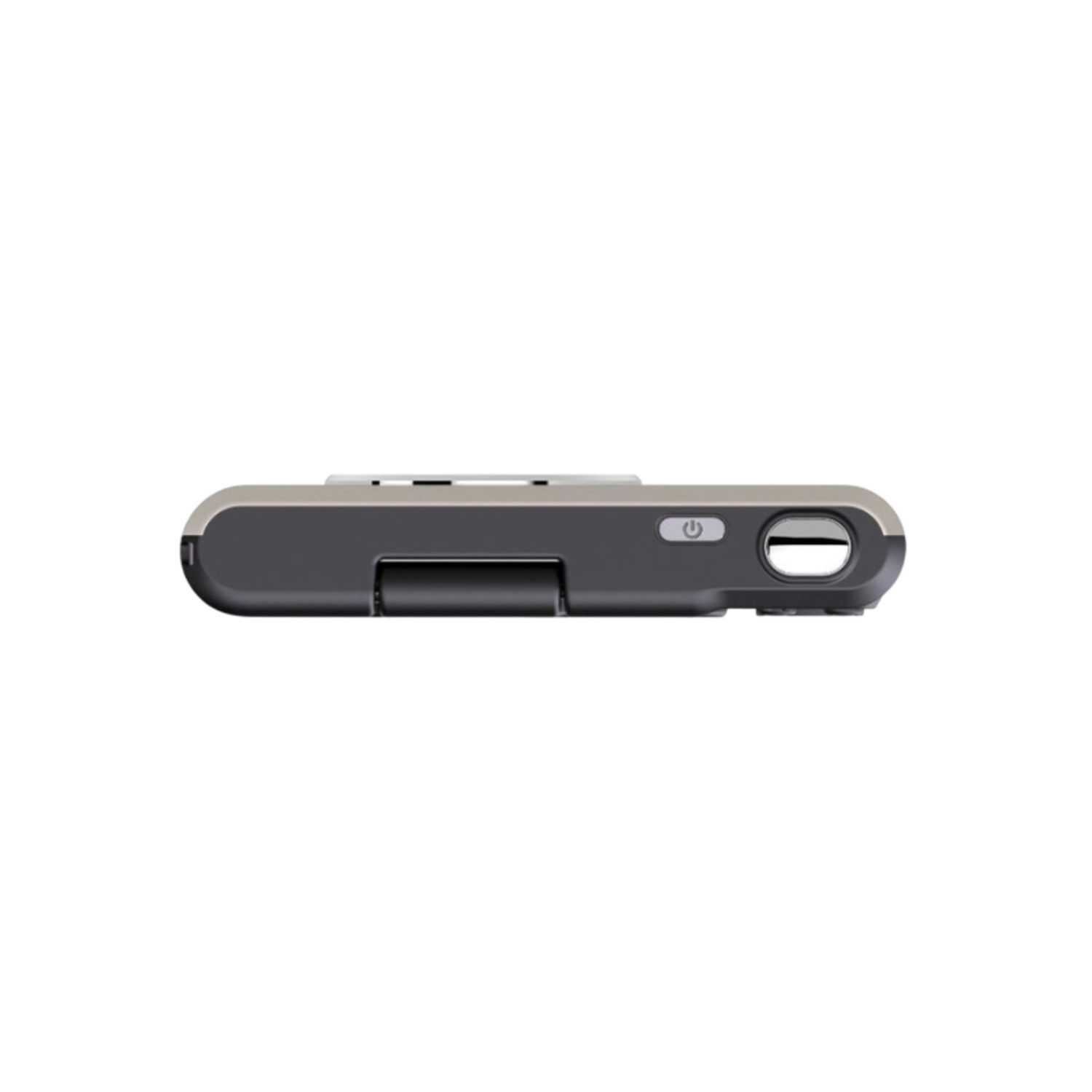 Vue de dessus d'un petit appareil rectangulaire. Il possède un bouton d'alimentation et un port. L'appareil est principalement noir et gris avec un fond blanc.