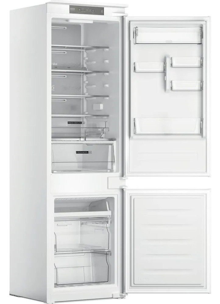 Biała lodówka z otwartymi drzwiami. Wnętrze pokazuje półki, szuflady i przegrody drzwiowe. Na górze znajduje się panel sterowania.