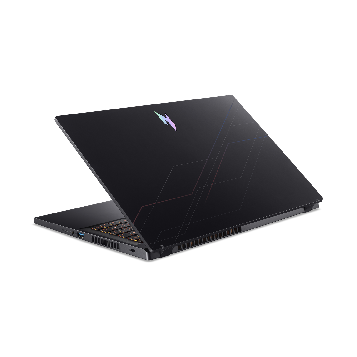 Een zwarte laptop is iets geopend en toont het toetsenbord en scherm met een geometrisch ontwerp op het deksel tegen een zwarte achtergrond.