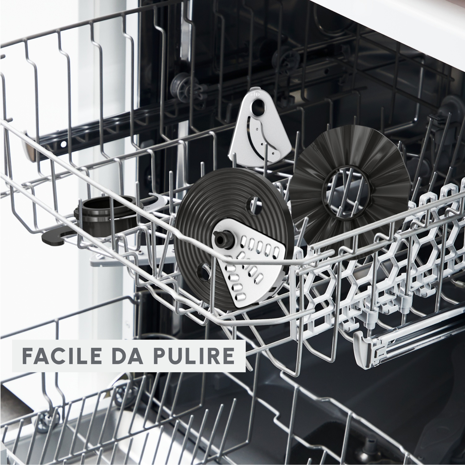 Interno lavastoviglie con varie parti di elettrodomestici da cucina grigio scuro e bianco in un rack metallico. Testo 'FACILE DA PULIRE'.