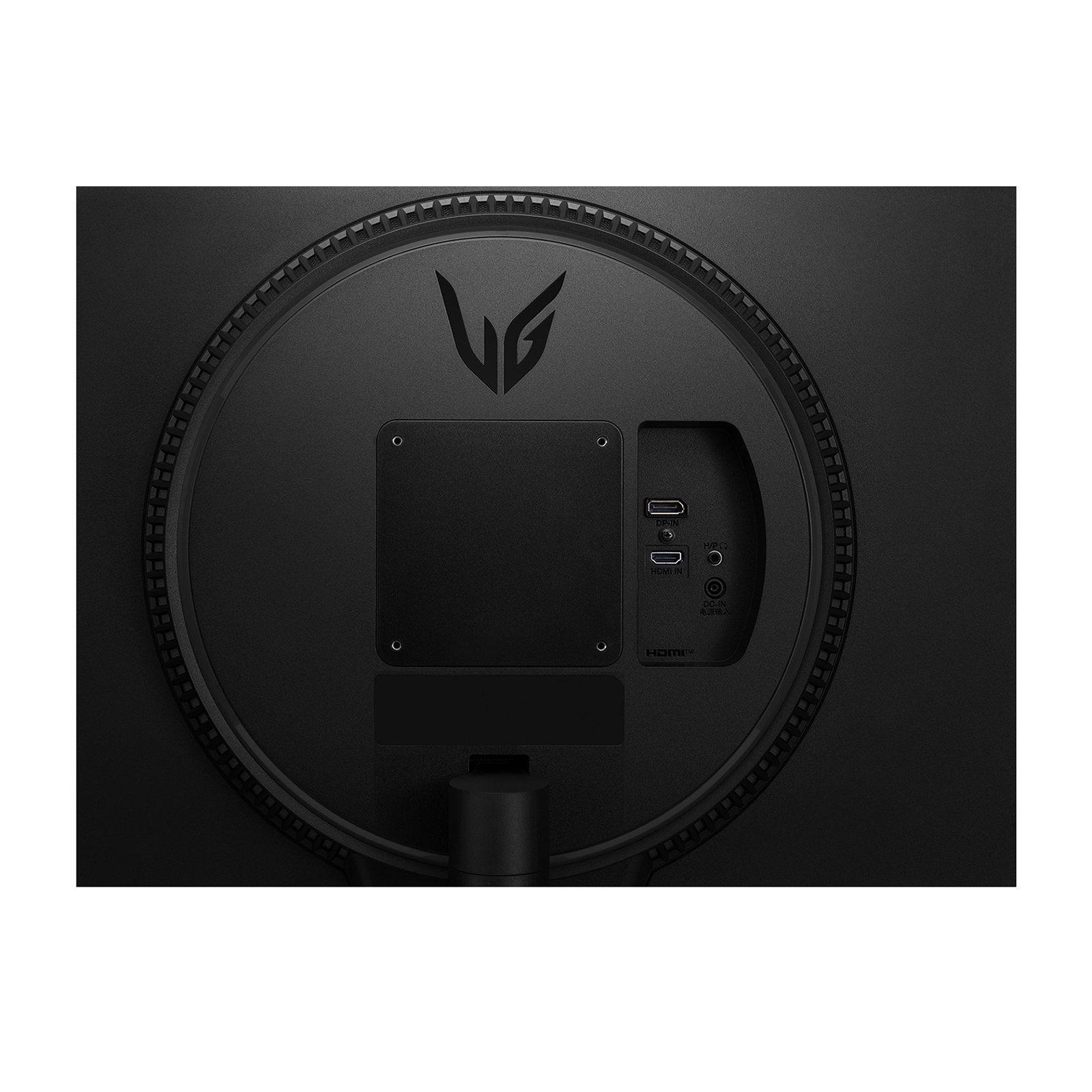Zbliżenie tyłu czarnego monitora komputerowego. Ma logo, porty HDMI, DP i zasilania.