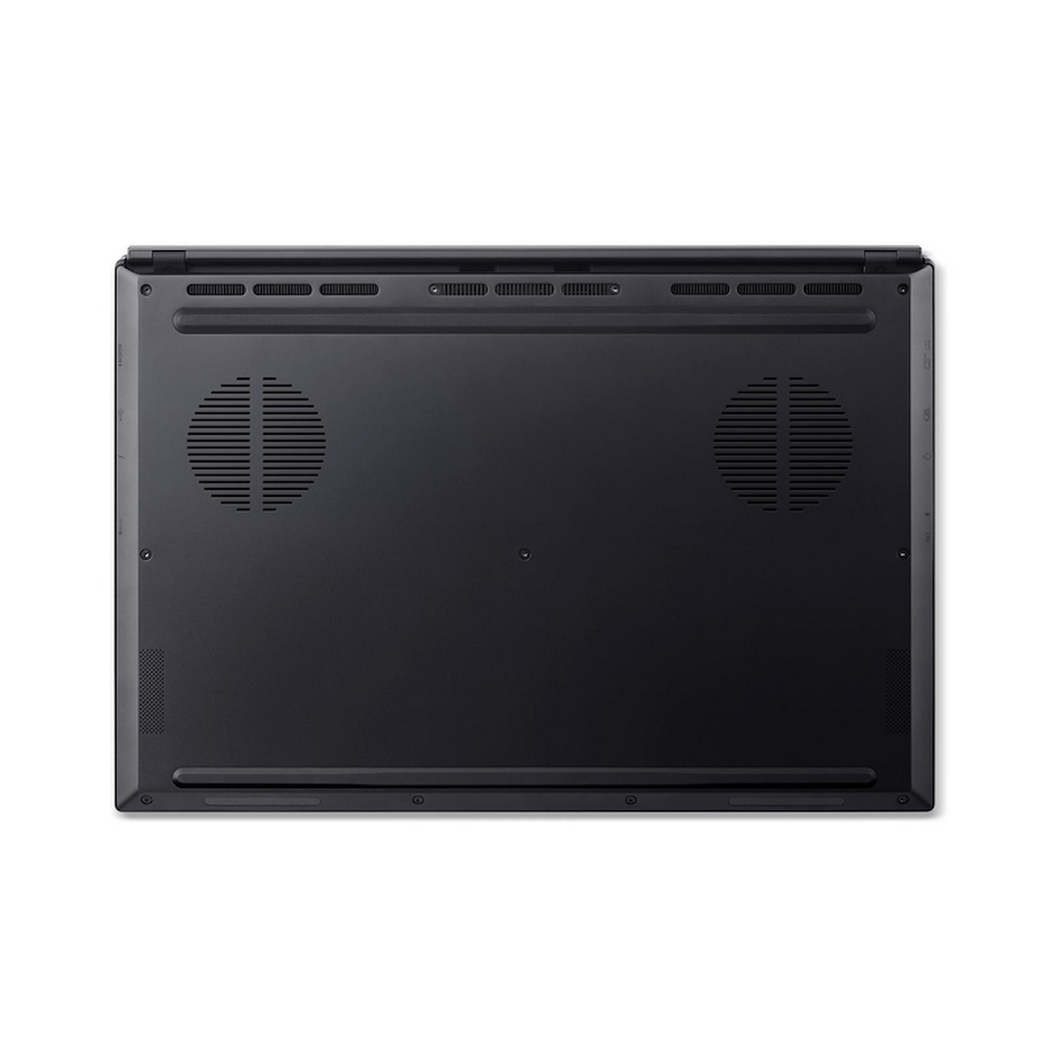 Vista inferior de un portátil negro. Tiene dos ventiladores circulares y rejillas rectangulares en el borde superior. Se ven tornillos.