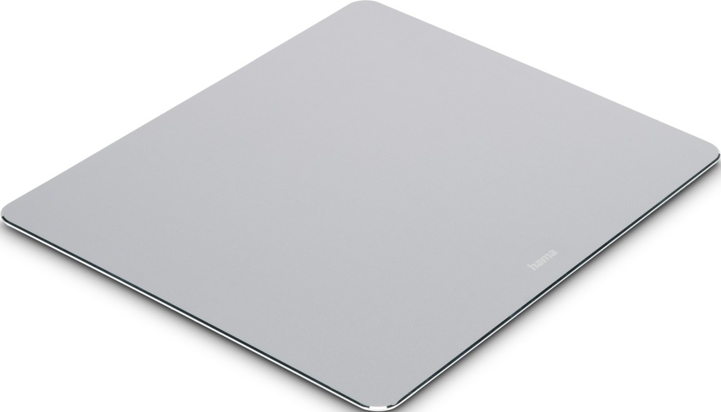 Ein silbernes rechteckiges Mousepad mit abgerundeten Ecken. Der Rand hat einen schwarzen Rand mit einer dünnen weißen Linie. Das Hama-Logo ist sichtbar.