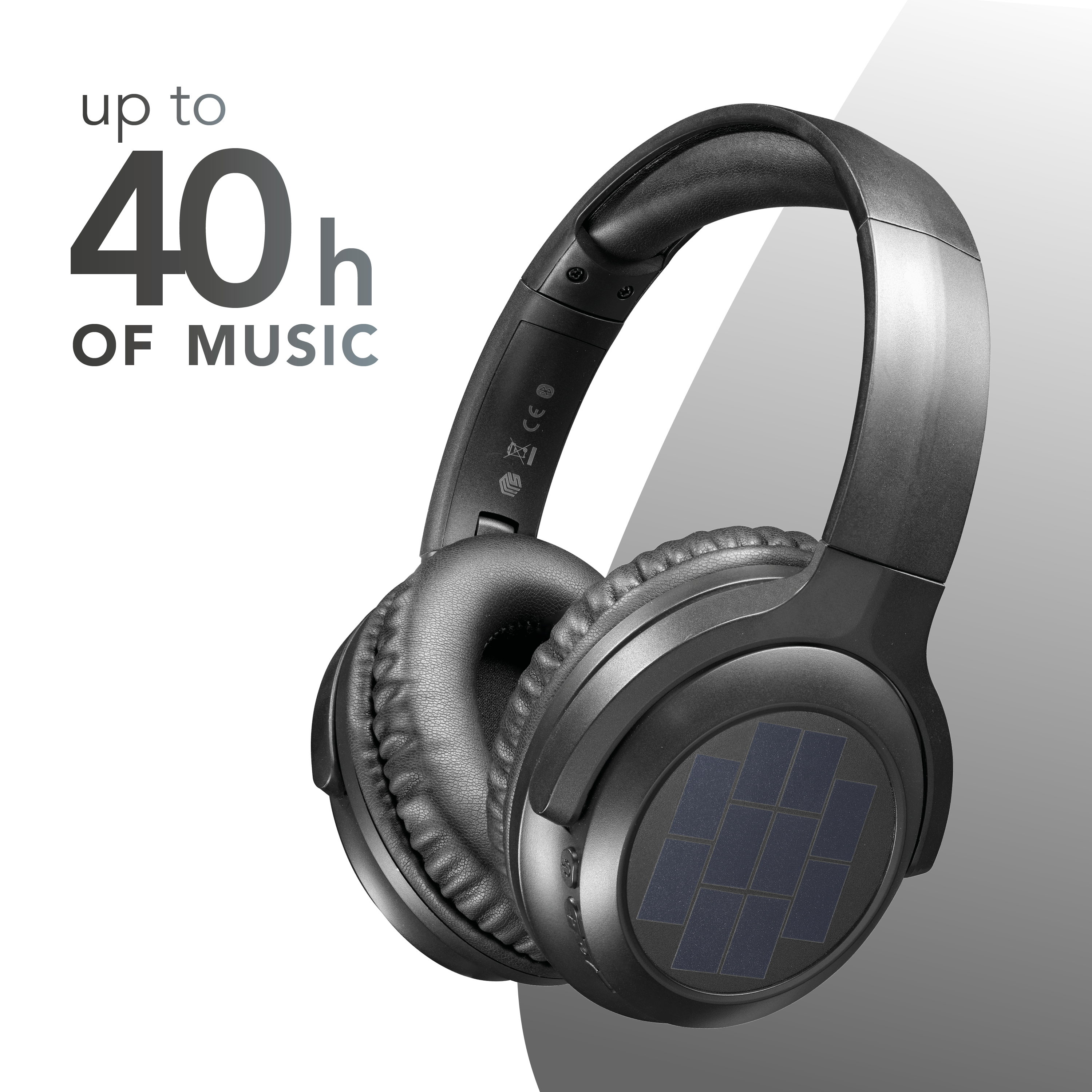Casque noir avec panneaux solaires sur fond blanc et gris. Texte : jusqu'à 40h de musique.