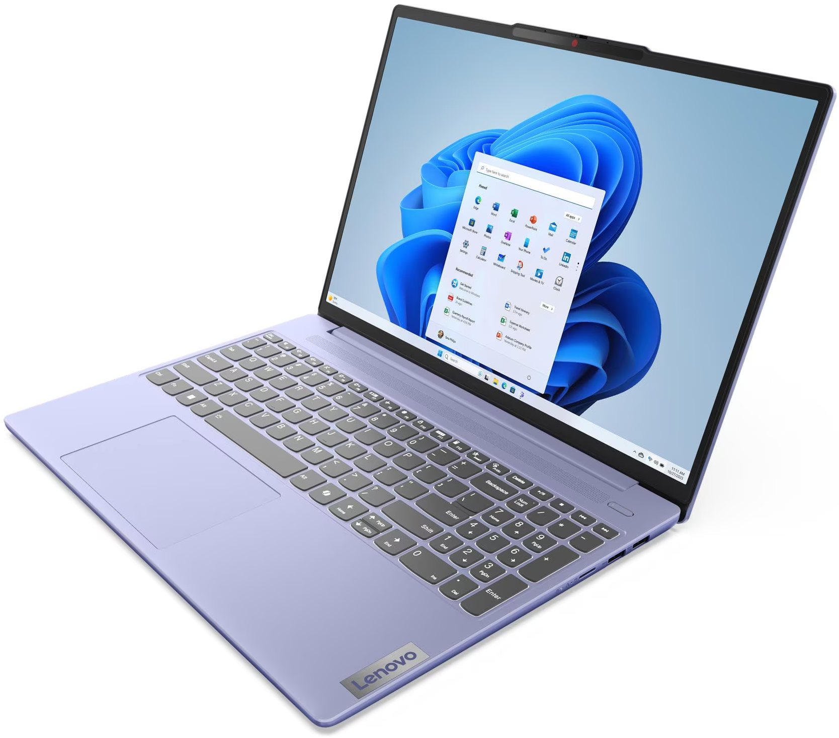 Egy levendula színű Lenovo laptop nyitva van. A képernyőn a Windows 11 start menüje látható kék háttér előtt.