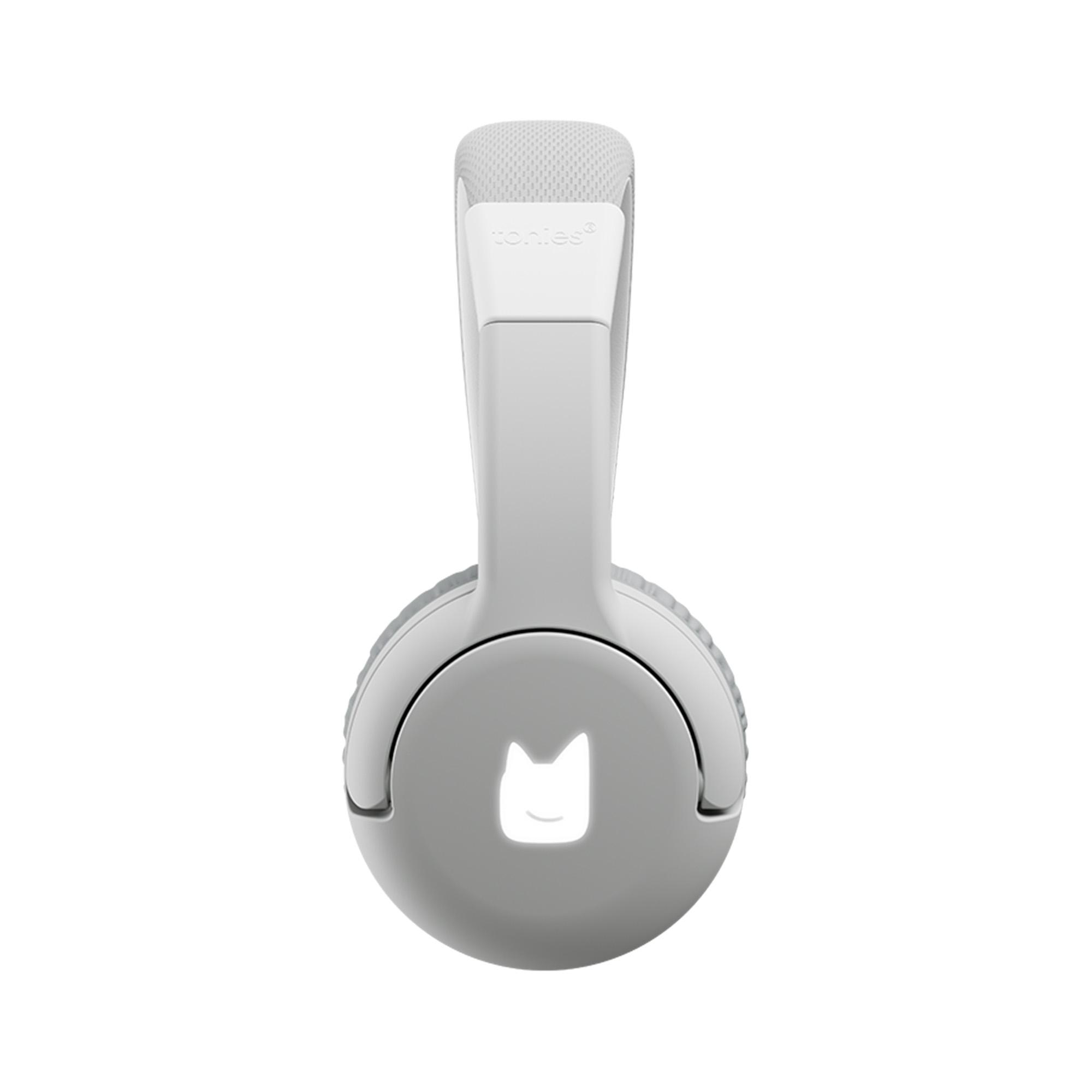 Weißer Over-Ear-Kopfhörer mit Katzenlogo. Der Markenname steht auf dem Kopfband. Der Hintergrund ist weiß.