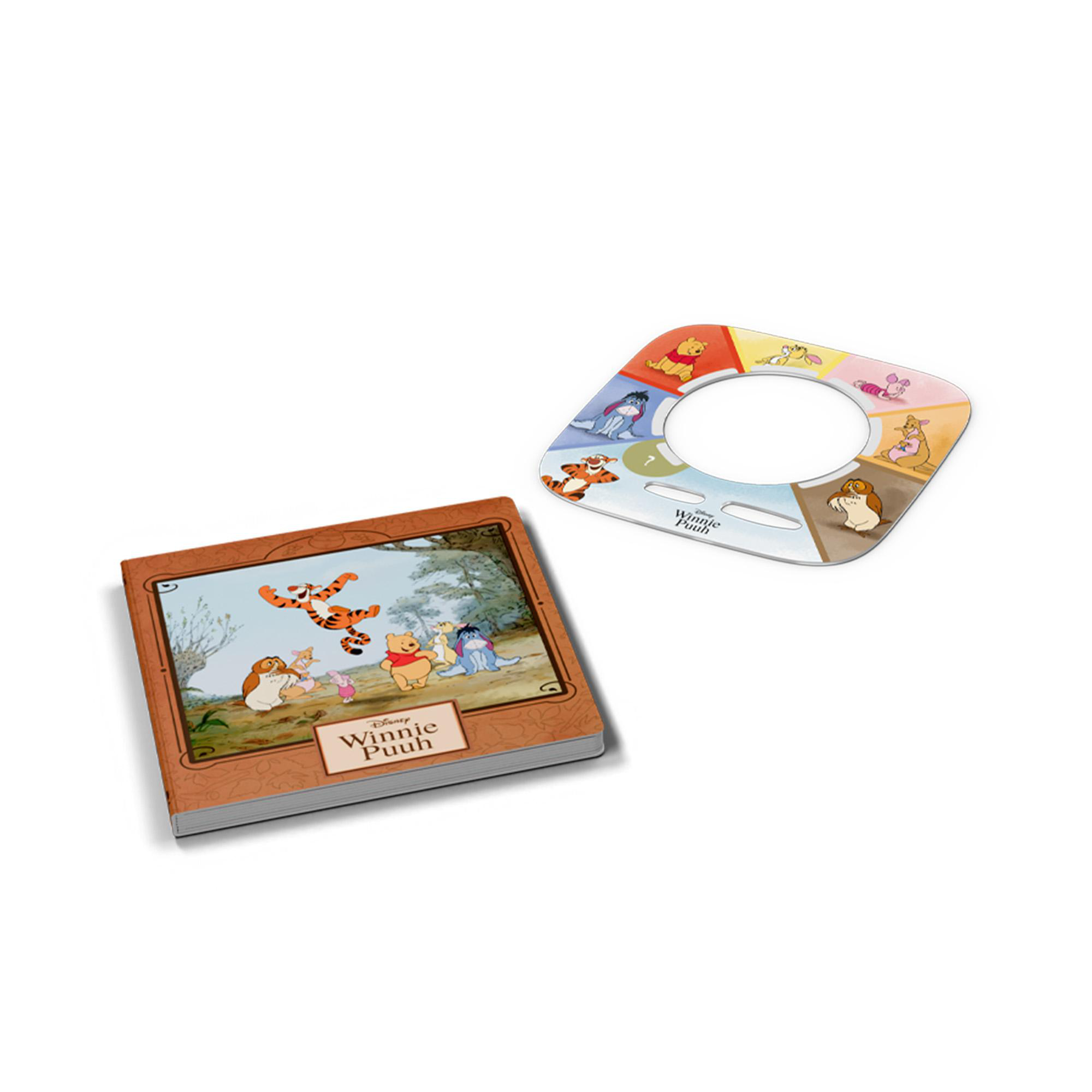 Winnie Puuh Buch und Spiel. Buch zeigt Charaktere. Spiel hat Puuh und Freunde in einem Kreis.