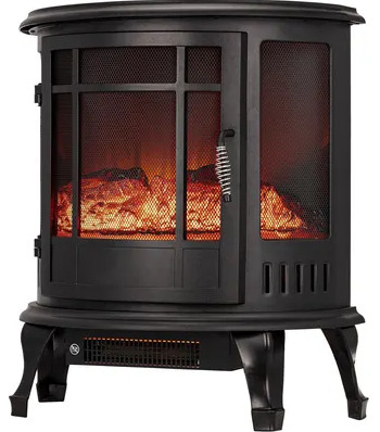 Czarny kominek elektryczny z siatkowym przodem. Wewnątrz widoczne są żarzące się kłody. Kominek ma zakrzywioną górę i stoi na nóżkach.