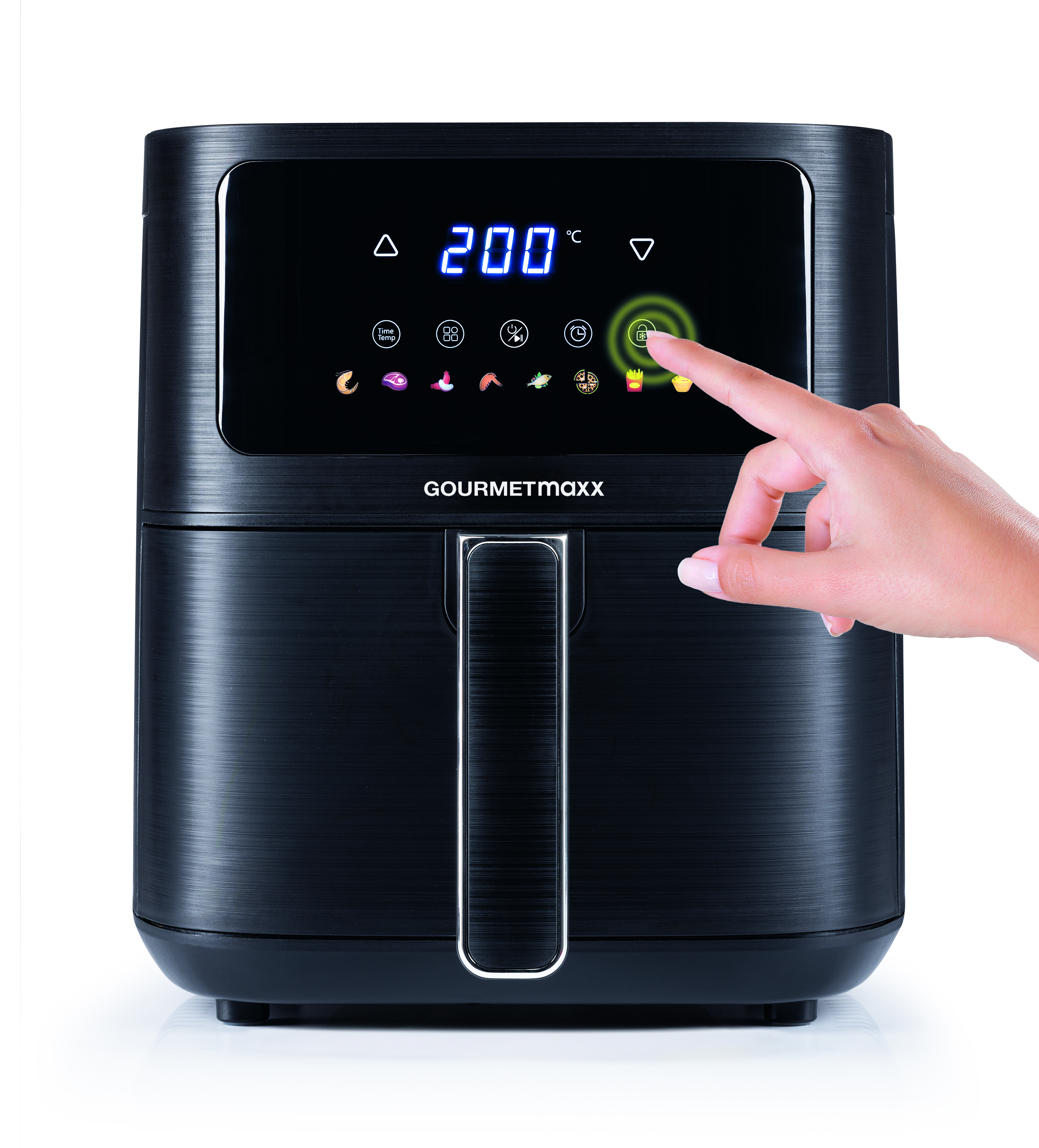 Ein schwarzer Luftfritteuse mit Digitalanzeige mit 200°C. Eine Hand berührt das Schloss-Symbol. Weißer Hintergrund.