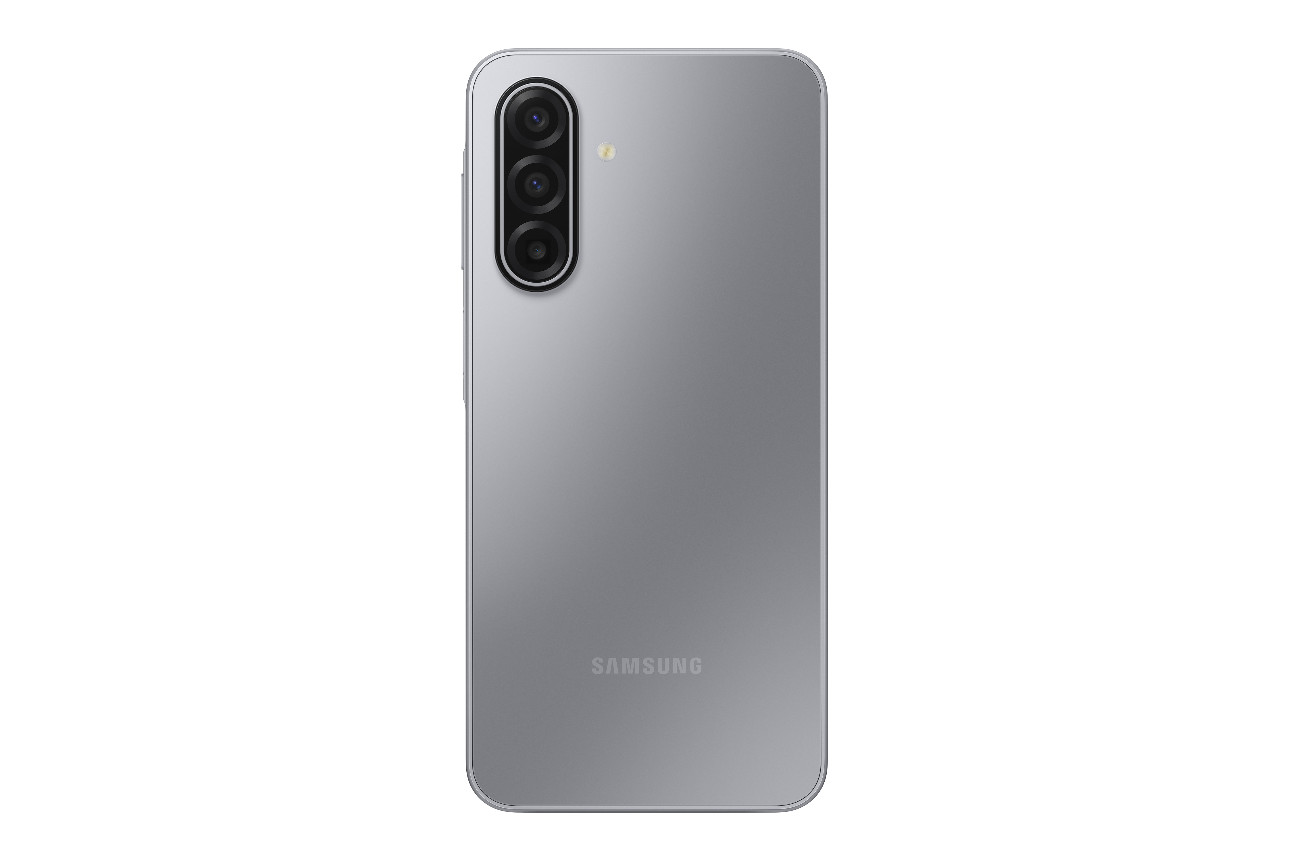 Gümüş renkli bir Samsung akıllı telefonun arkası. Üç lensli bir kameraya ve Samsung logosuna sahip.