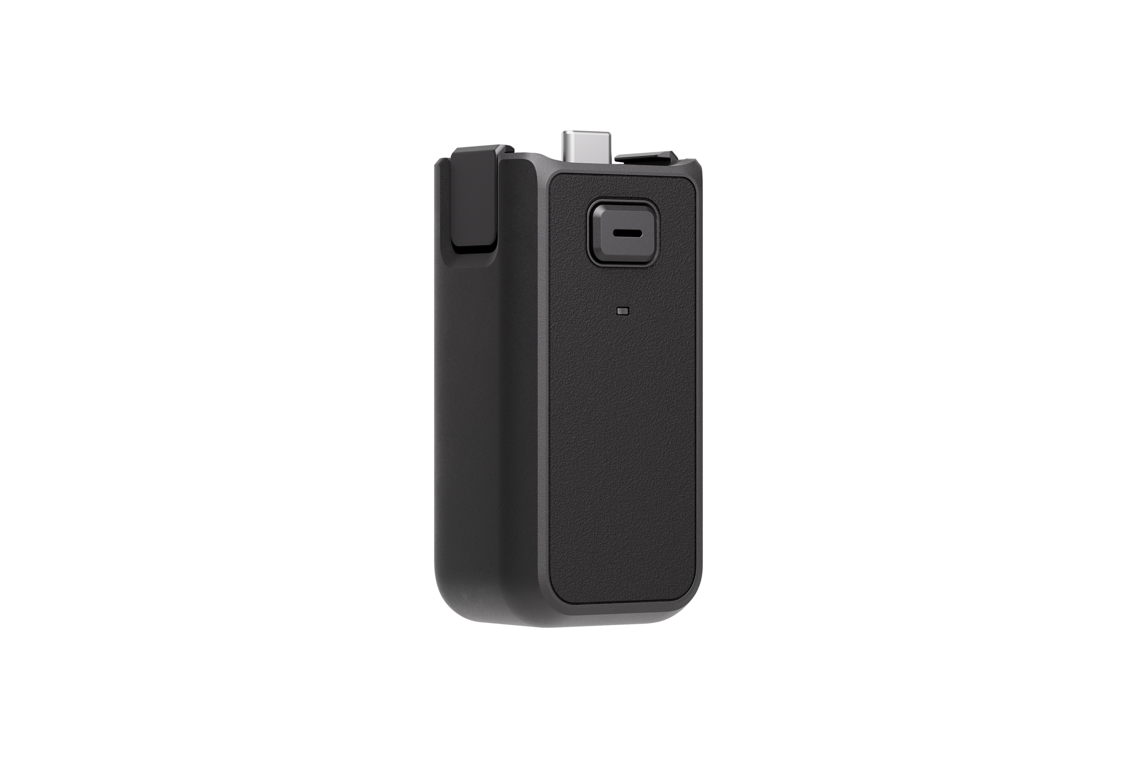 USB-C bağlantı noktası ve düğmesi olan siyah dikdörtgen bir cihaz. Dokulu bir yüzeye sahip ve beyaz zemin üzerinde.