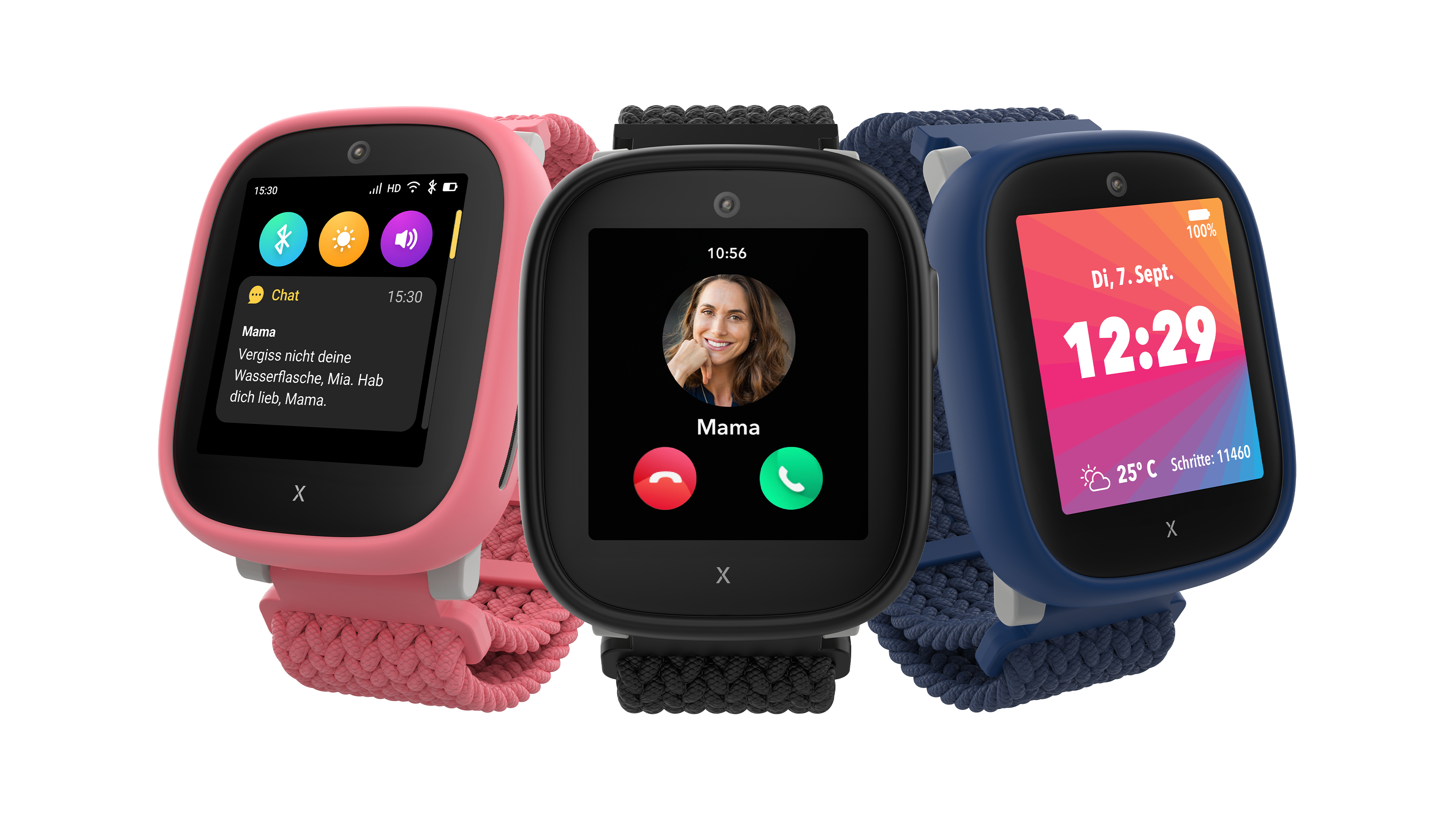 Drei Smartwatches: rosa, schwarz und blau. Anzeigen zeigen Chat, einen Anruf von "Mama" und Zeit/Datum. Armbänder passen zu den Farben.