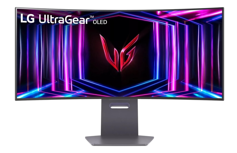 Zakrzywiony monitor LG UltraGear OLED. Ekran wyświetla logo i neonową grafikę. Stojak jest szary i solidny.