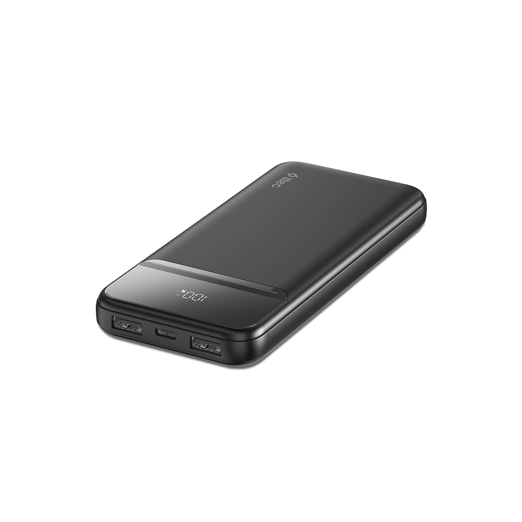 100% gösteren dijital ekranlı siyah bir powerbank. Şarj portları ve 'itec' marka logosu bulunuyor.