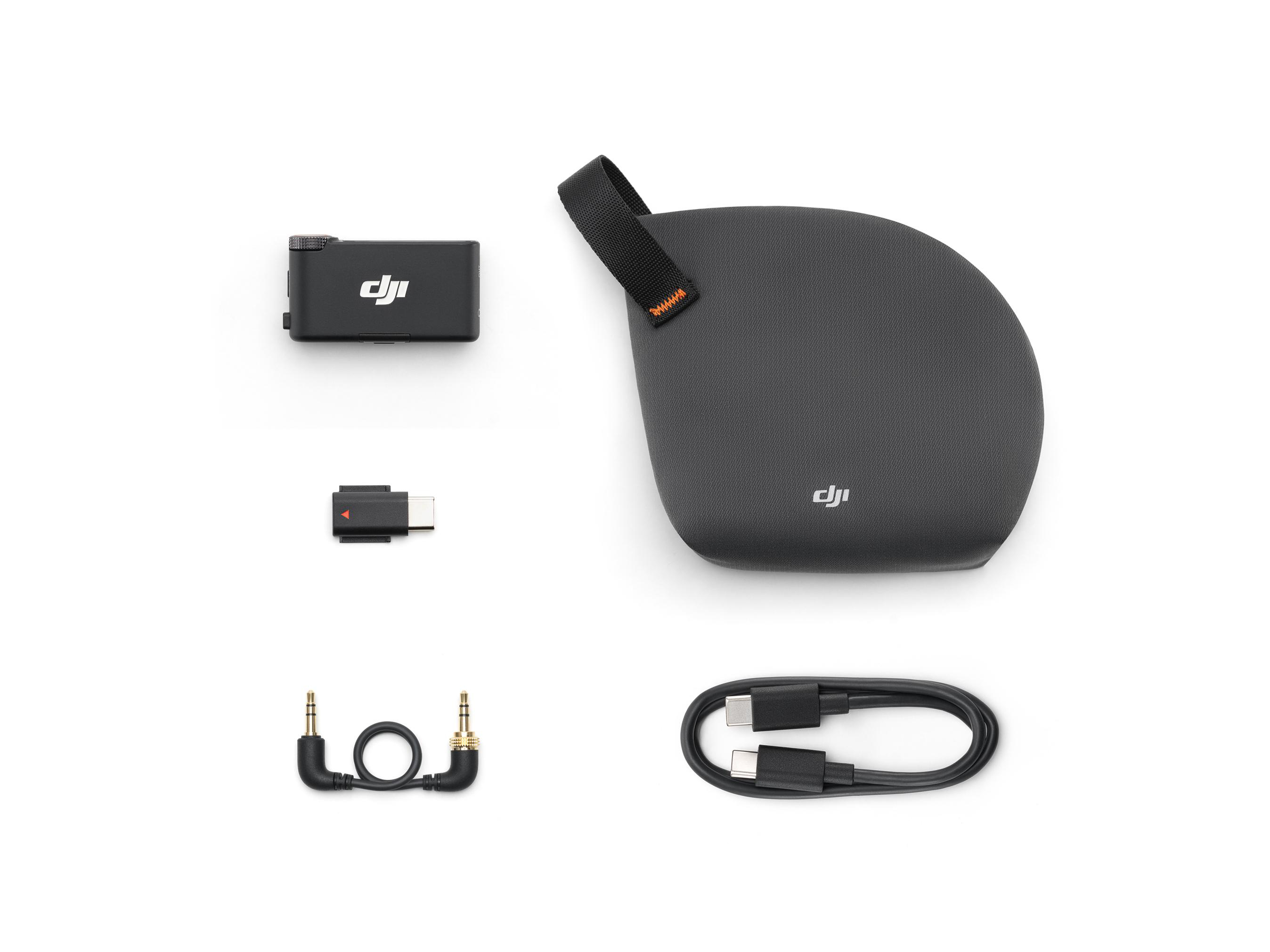 DJI-Produktset auf Weiß. Enthält Mikrofon, Hülle, Adapter, Kabel und Audioanschluss. Alle Artikel sind schwarz.