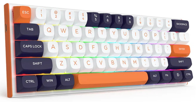 Klawiatura mechaniczna z białymi i granatowymi klawiszami, pomarańczowymi akcentami. Litery i symbole są widoczne na klawiszach.