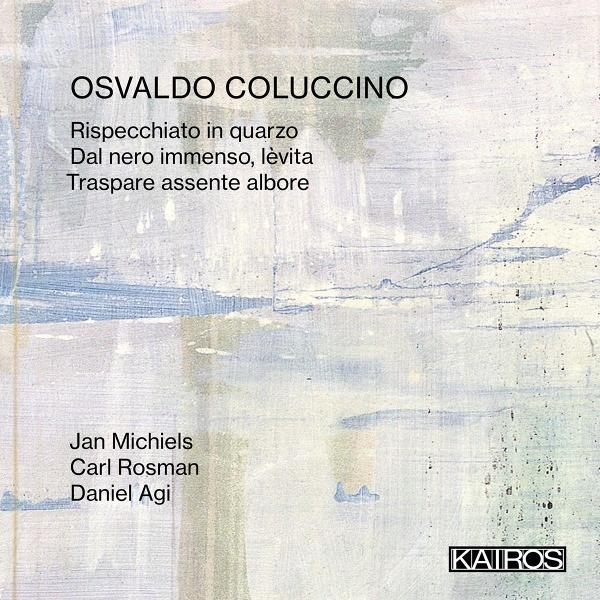 Albumcover mit dem Titel 'OSVALDO COLUCCINO', italienischer Text, Namen der Künstler und ein Logo. Hintergrund ist abstrakte Kunst in hellen Farben.