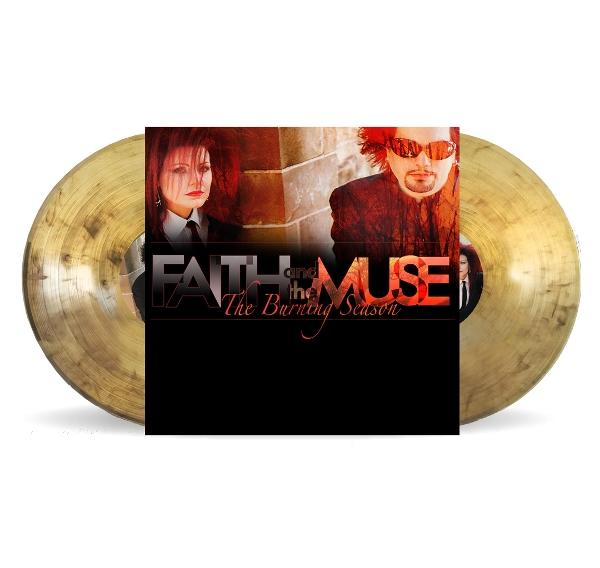 Albumcover mit zwei goldenen Schallplatten. Das Cover zeigt ein Bandfoto und den Text "Faith and the Muse: The Burning Season".