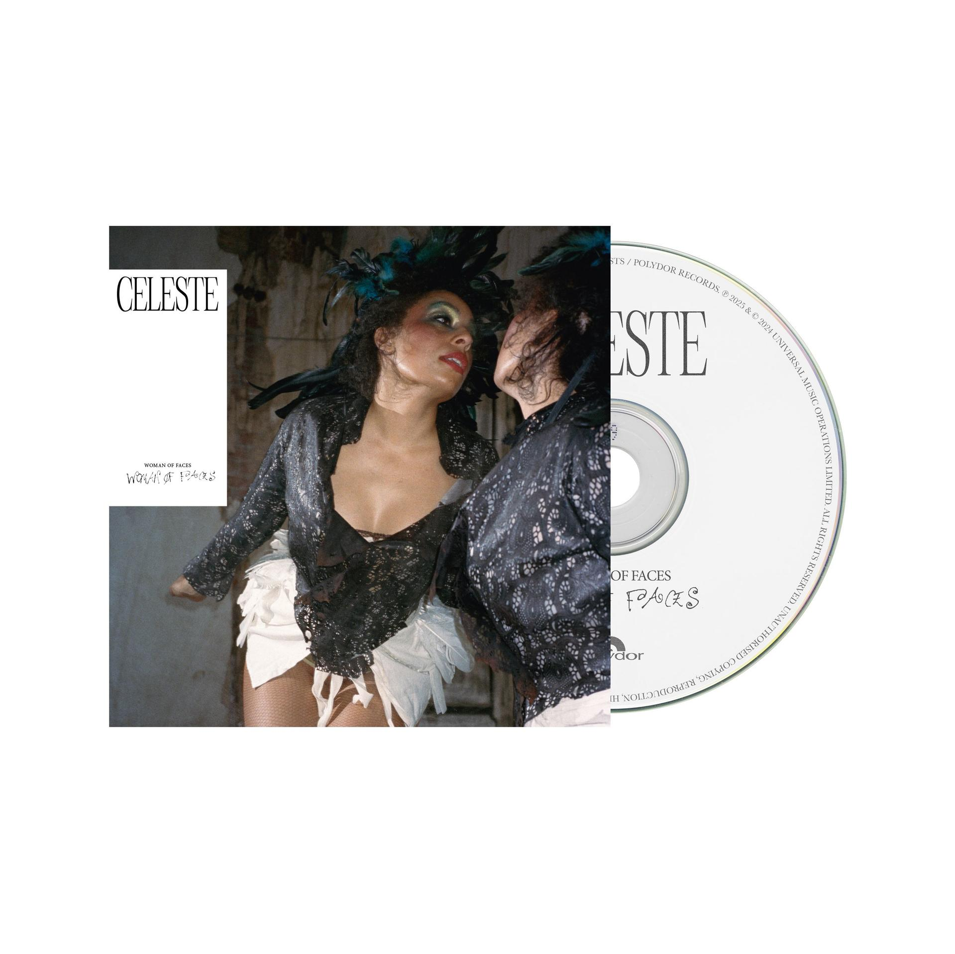Celeste mit Federkopfschmuck und Spitze, neben einer CD.