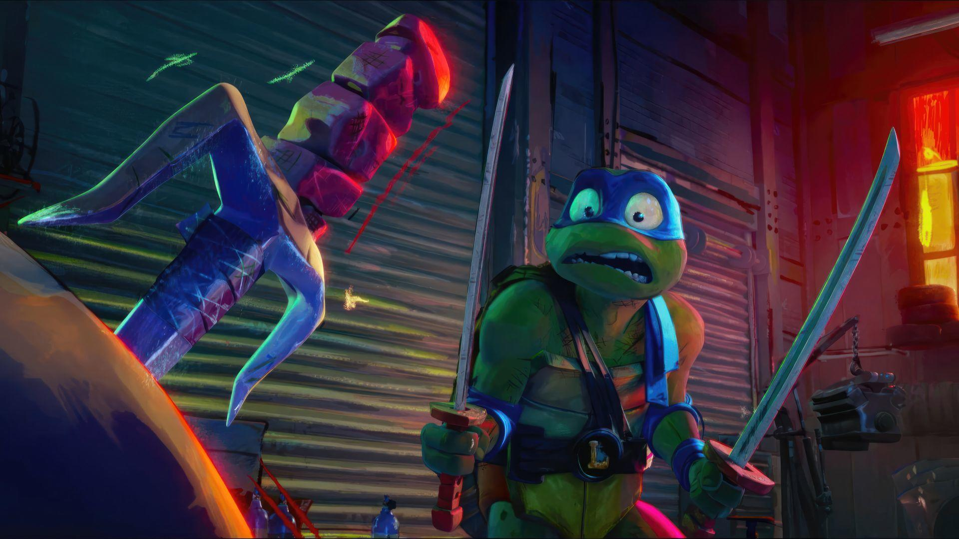 Leonardo, eine Teenage Mutant Ninja Turtle, sieht verängstigt aus. Zwei Schwerter und ein bewaffneter Boxhandschuh sind in der Szene, in einer Garage.