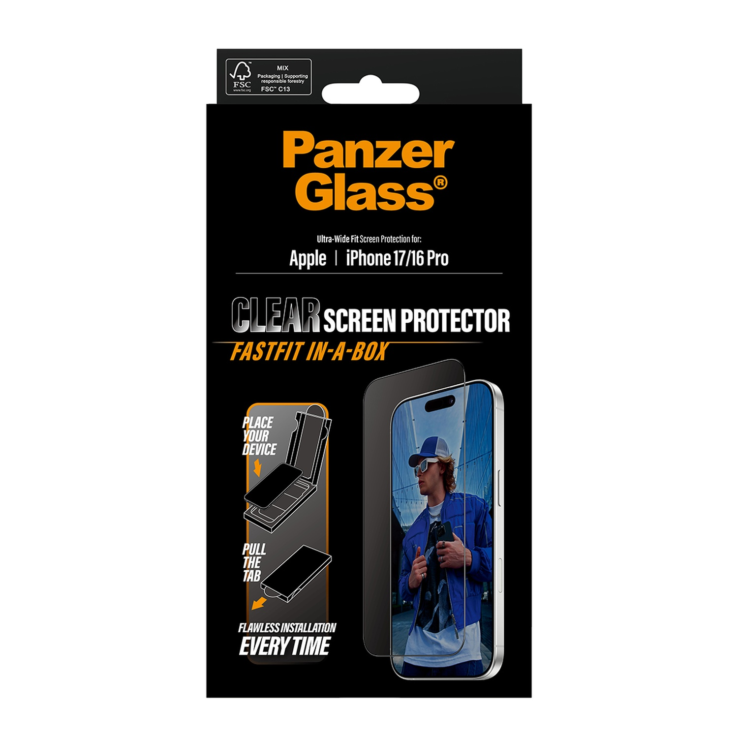 Zwarte verpakking van Panzer Glass schermbeschermer voor iPhone. Bevat instructies, productafbeelding en foto van een persoon.
