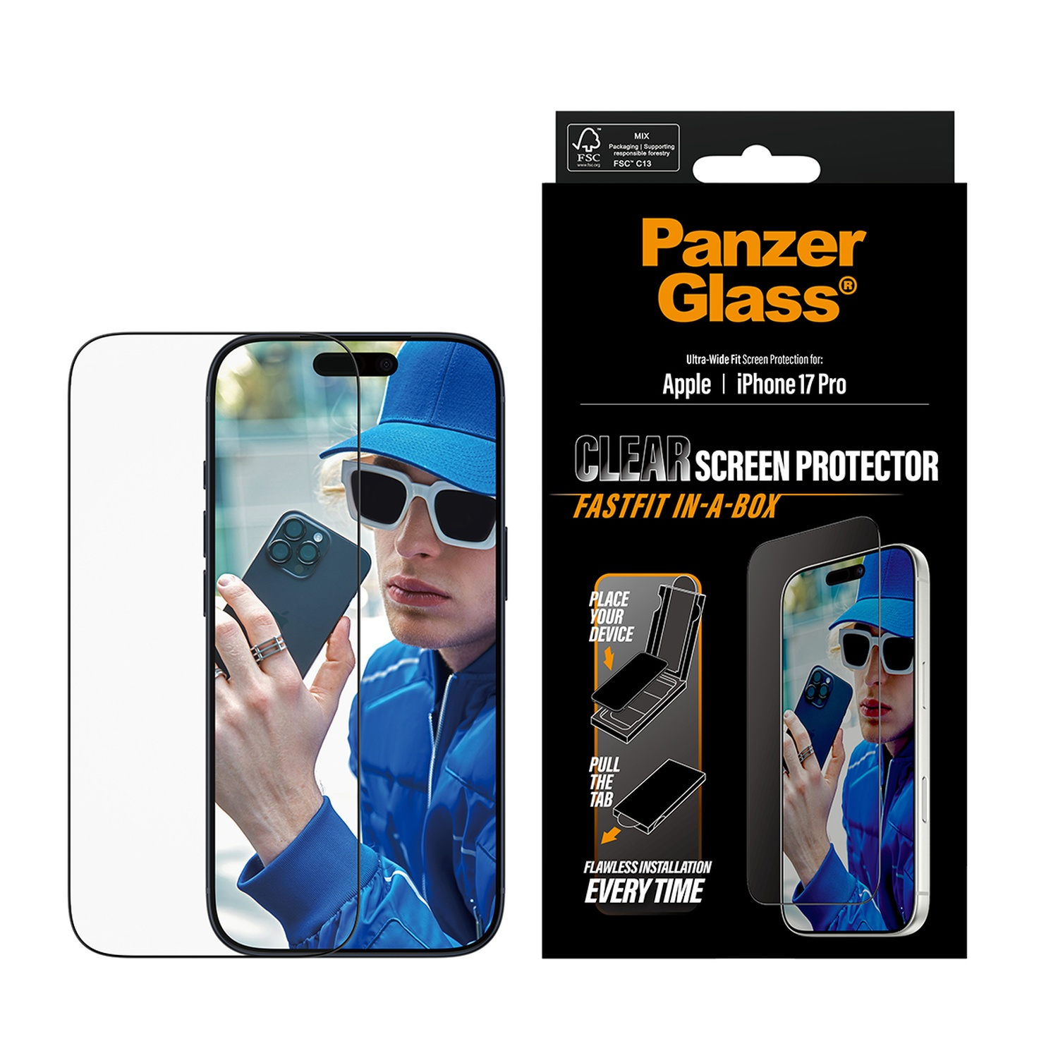 Een doosje met een schermbeschermer met een persoon die een telefoon vasthoudt. Tekst: Panzer Glass, Clear Screen Protector, Fastfit In-A-Box.