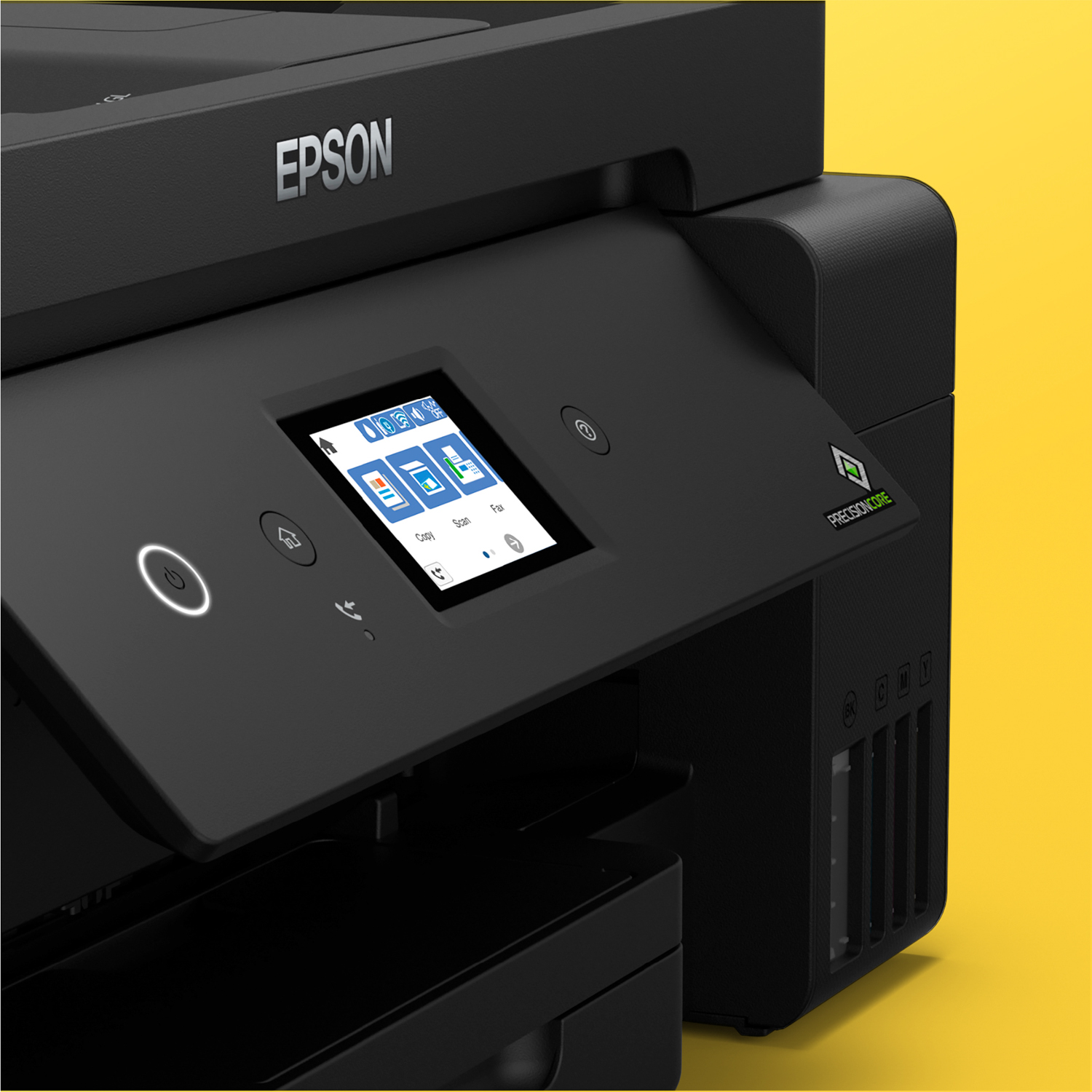 Stampante Epson nera con schermo a colori che mostra varie funzioni. Lo sfondo è giallo. La stampante ha serbatoi d'inchiostro sul lato.